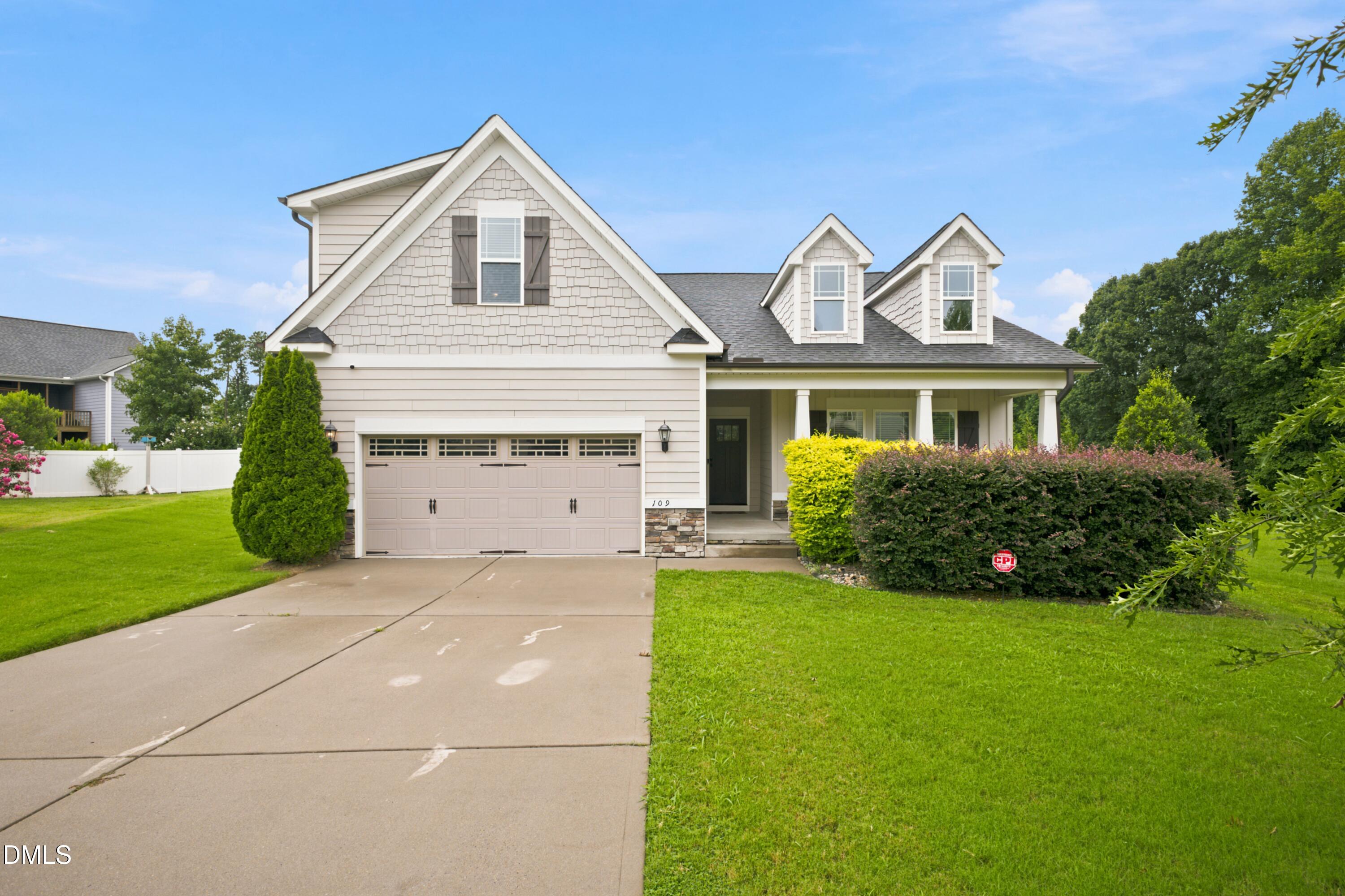 109 Dandy Flush Court Property Photo 2