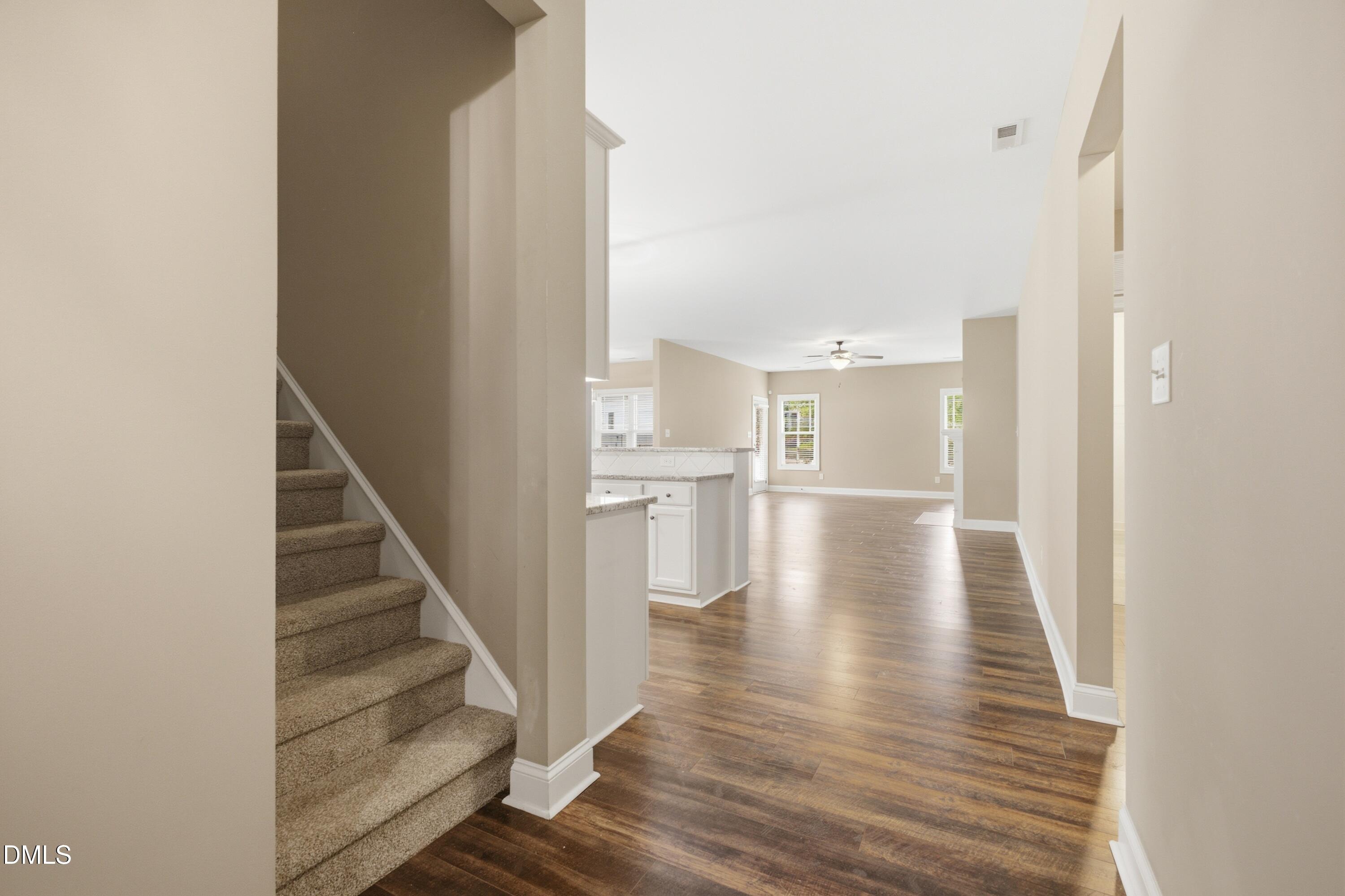 109 Dandy Flush Court Property Photo 8