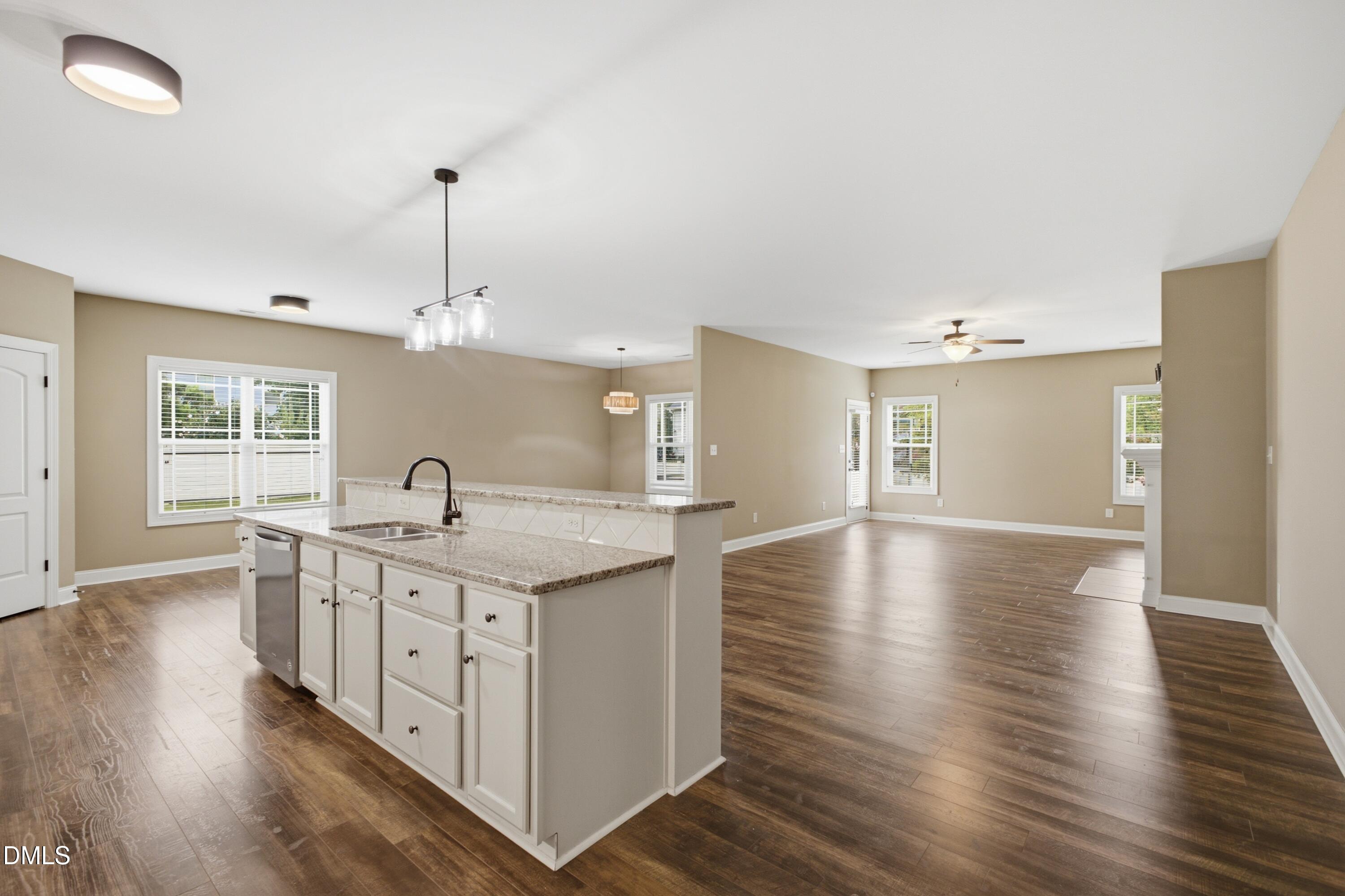 109 Dandy Flush Court Property Photo 9