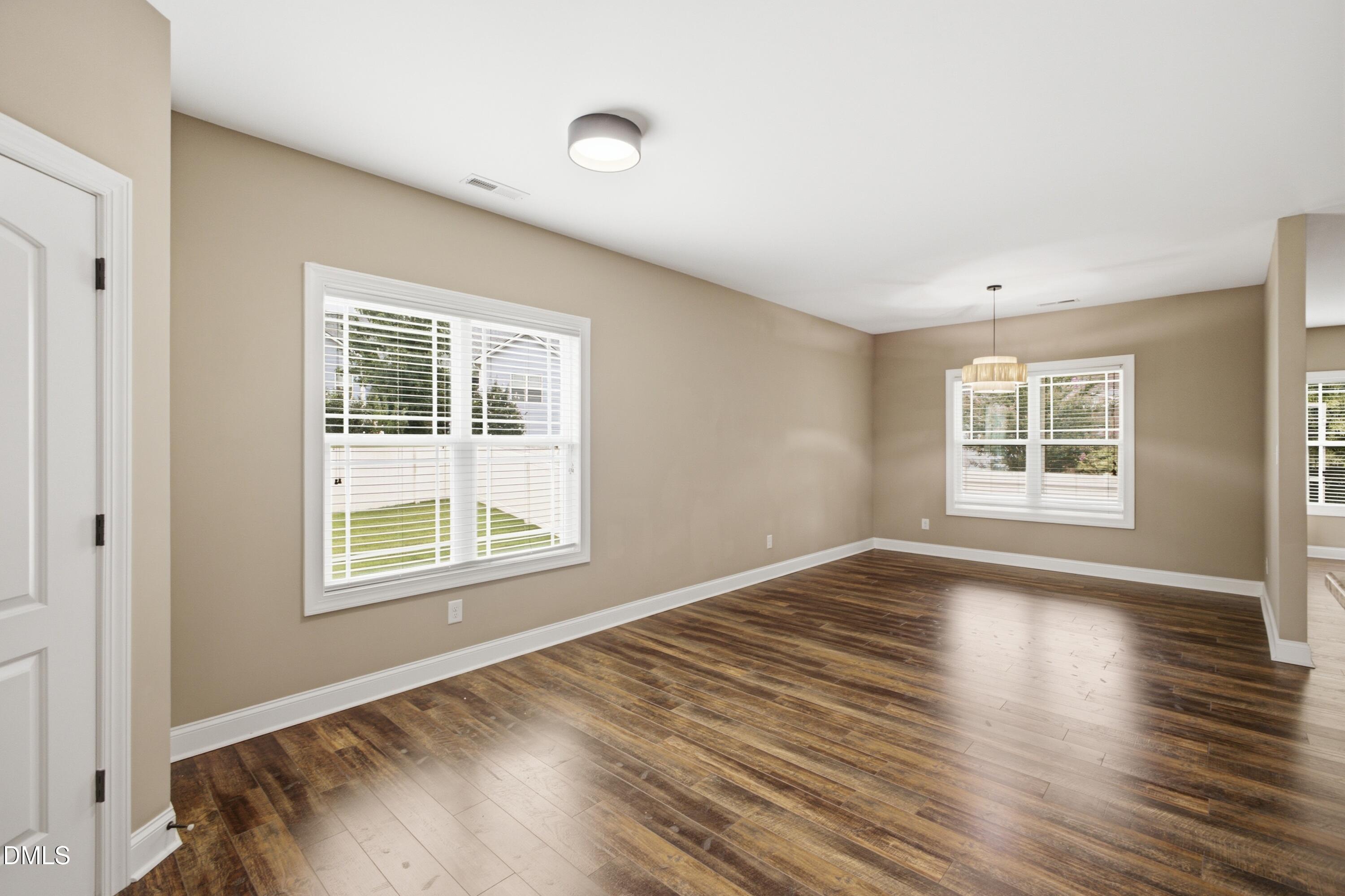 109 Dandy Flush Court Property Photo 13