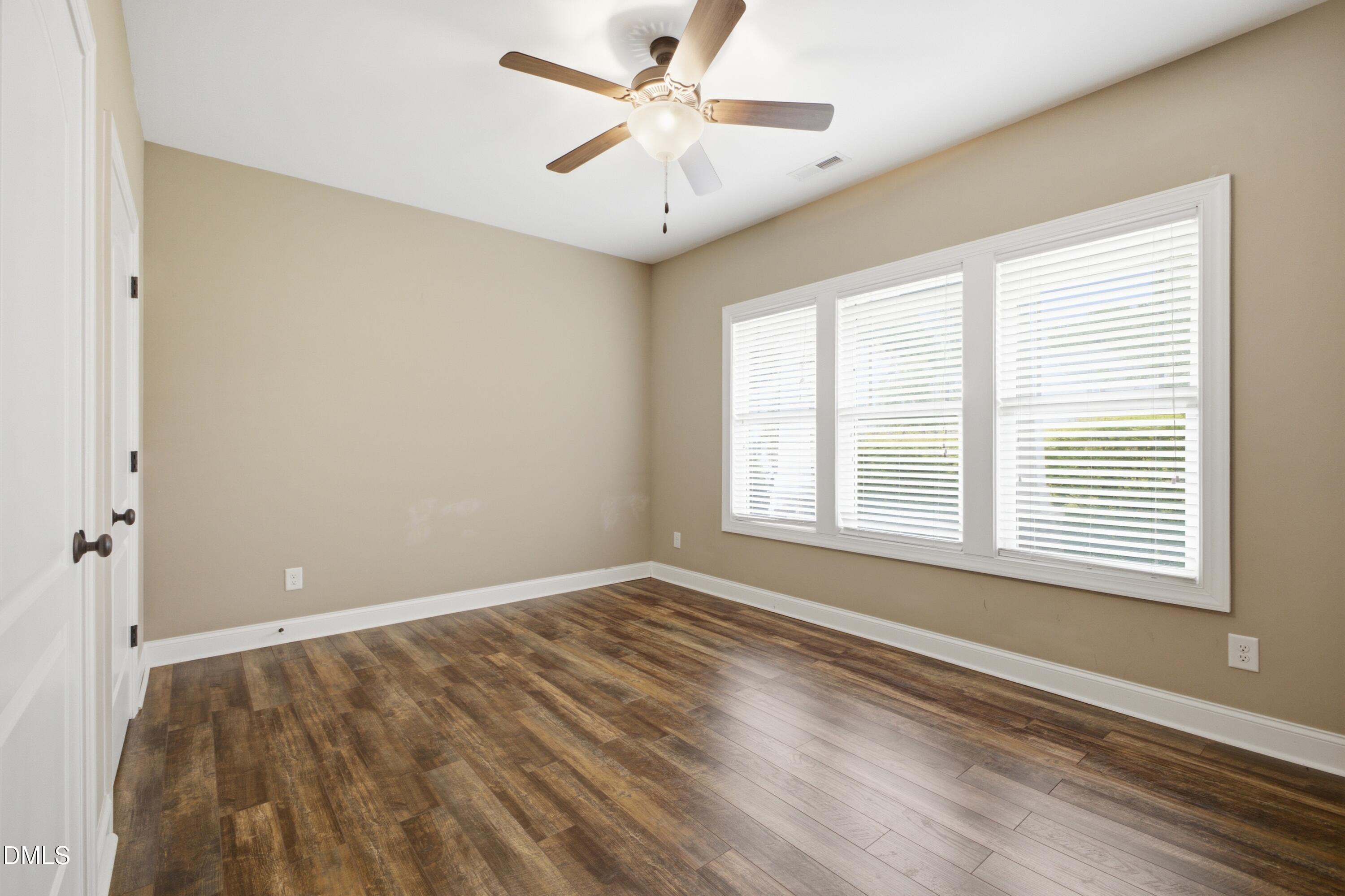 109 Dandy Flush Court Property Photo 24