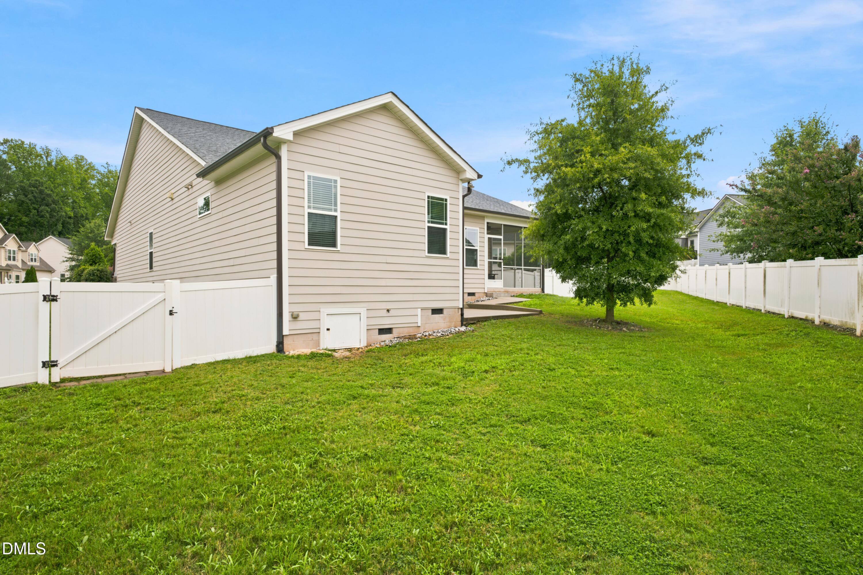 109 Dandy Flush Court Property Photo 31