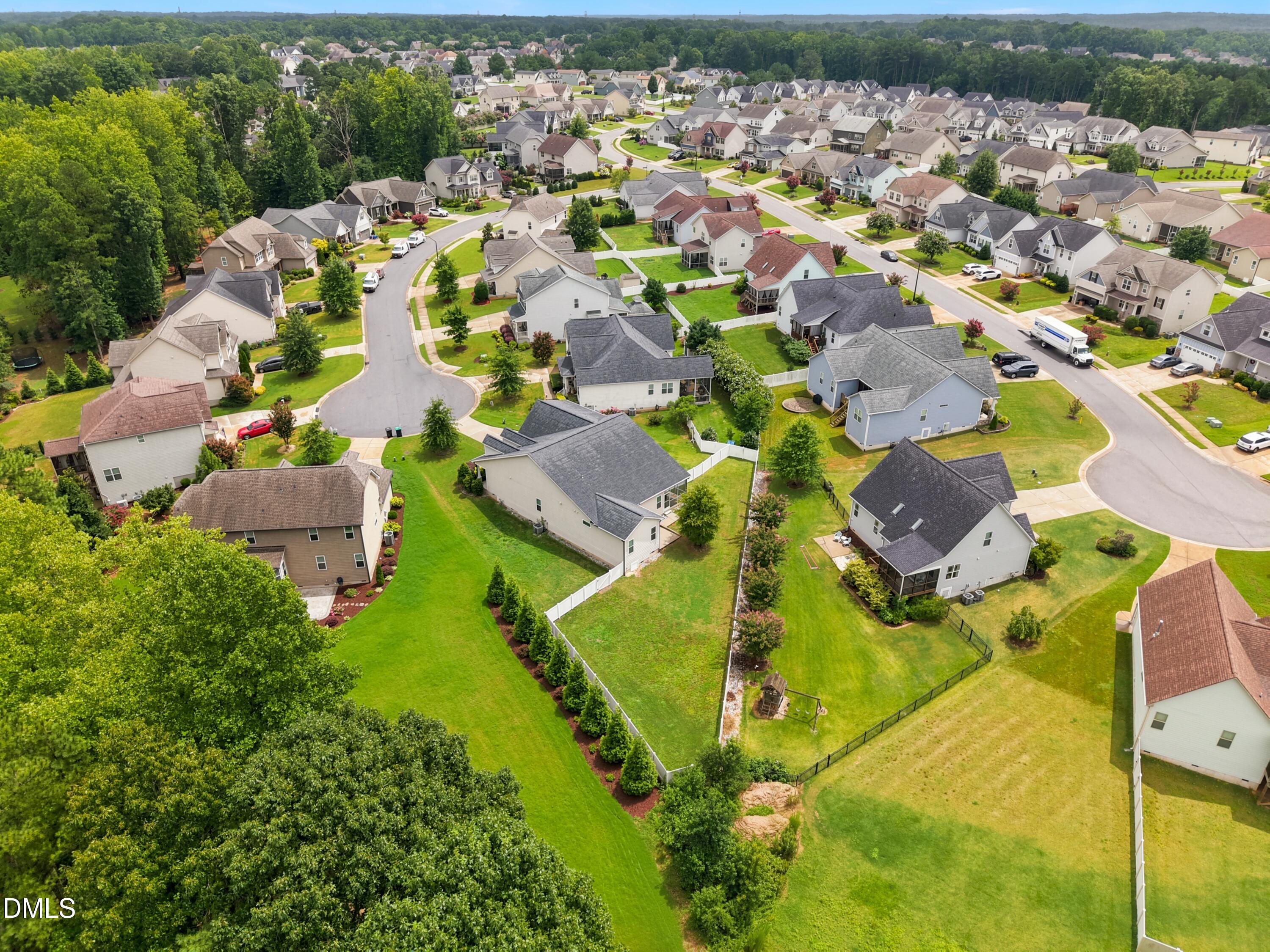 109 Dandy Flush Court Property Photo 35
