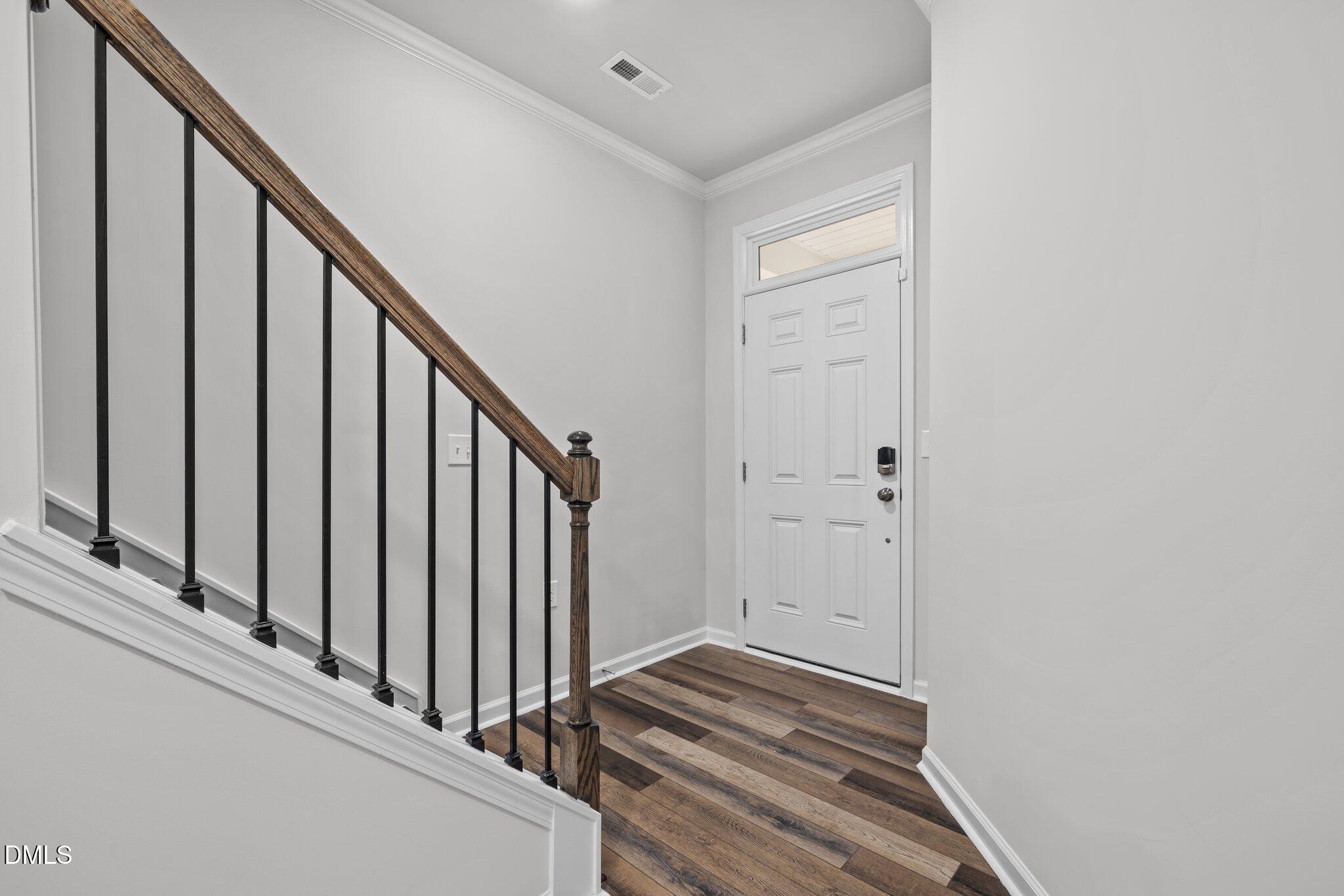 2145 Caen Street Property Photo 8