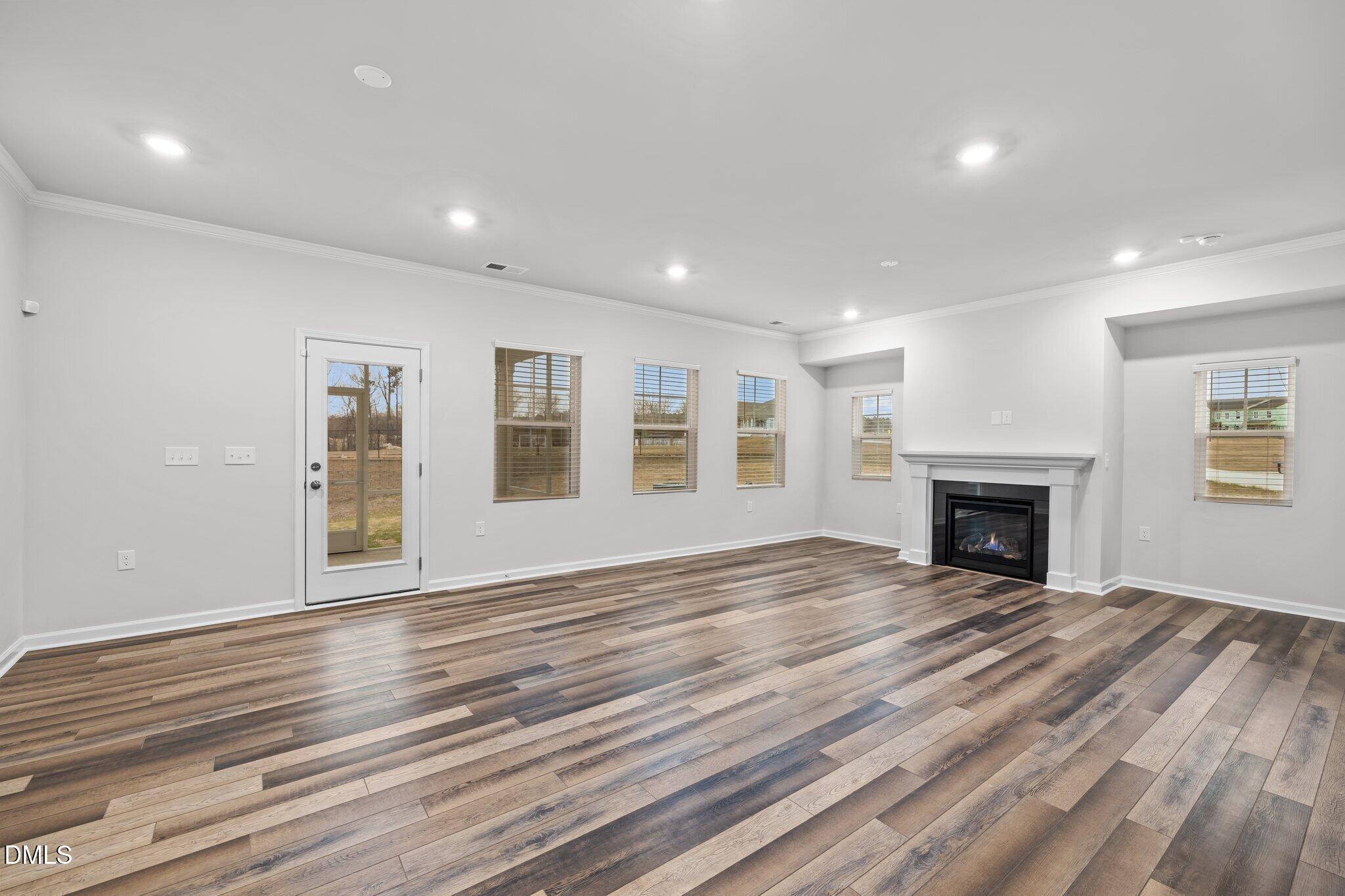 2145 Caen Street Property Photo 14