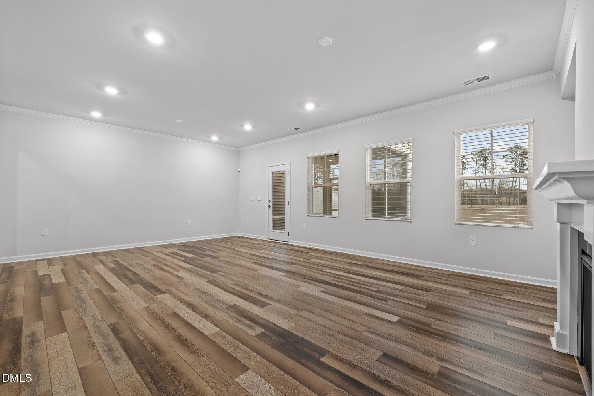 2145 Caen Street Property Photo 18