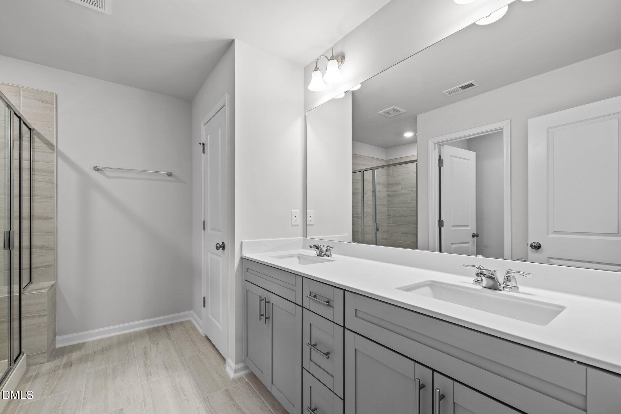 2145 Caen Street Property Photo 24