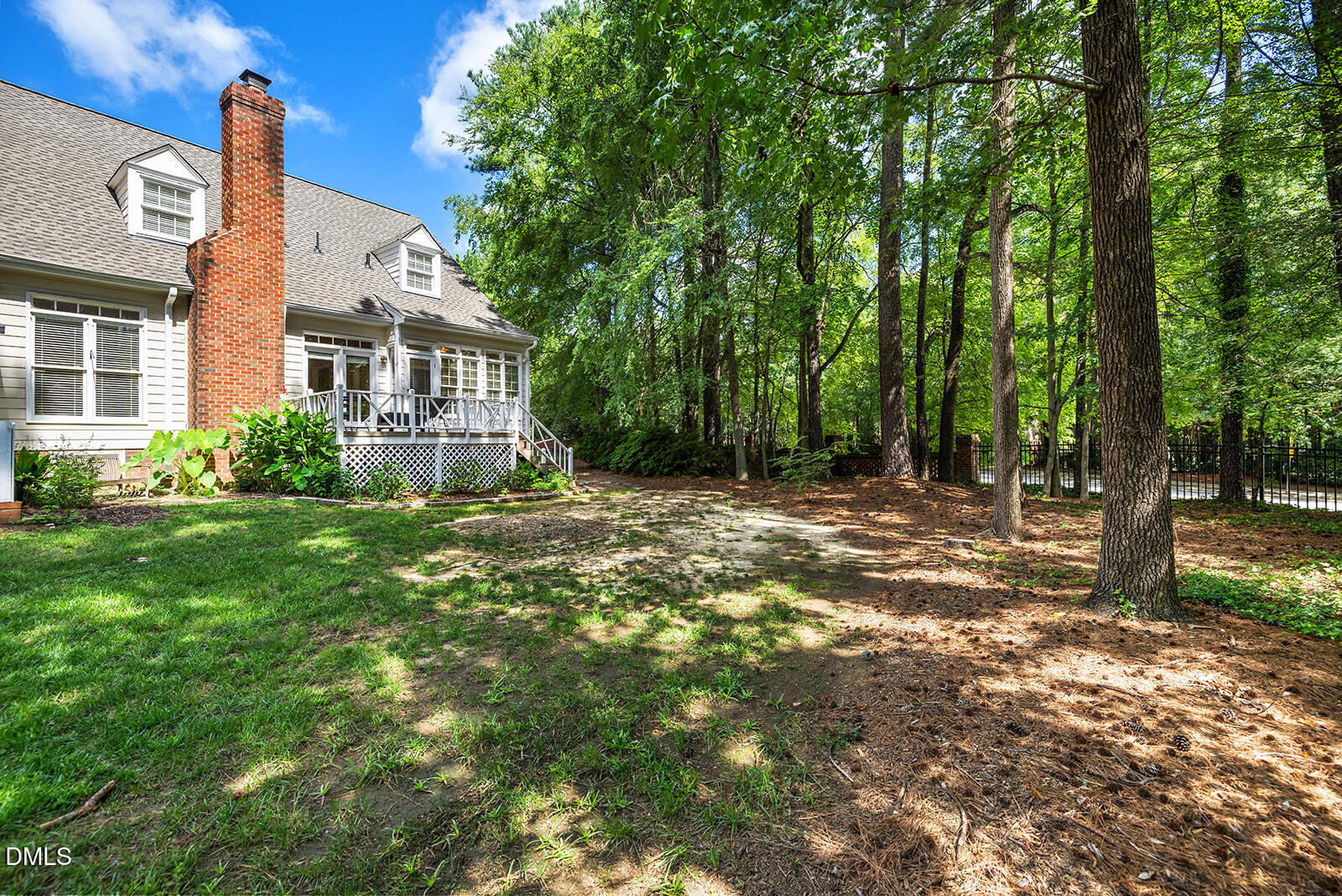 6106 Parker Croft Court Property Photo 3
