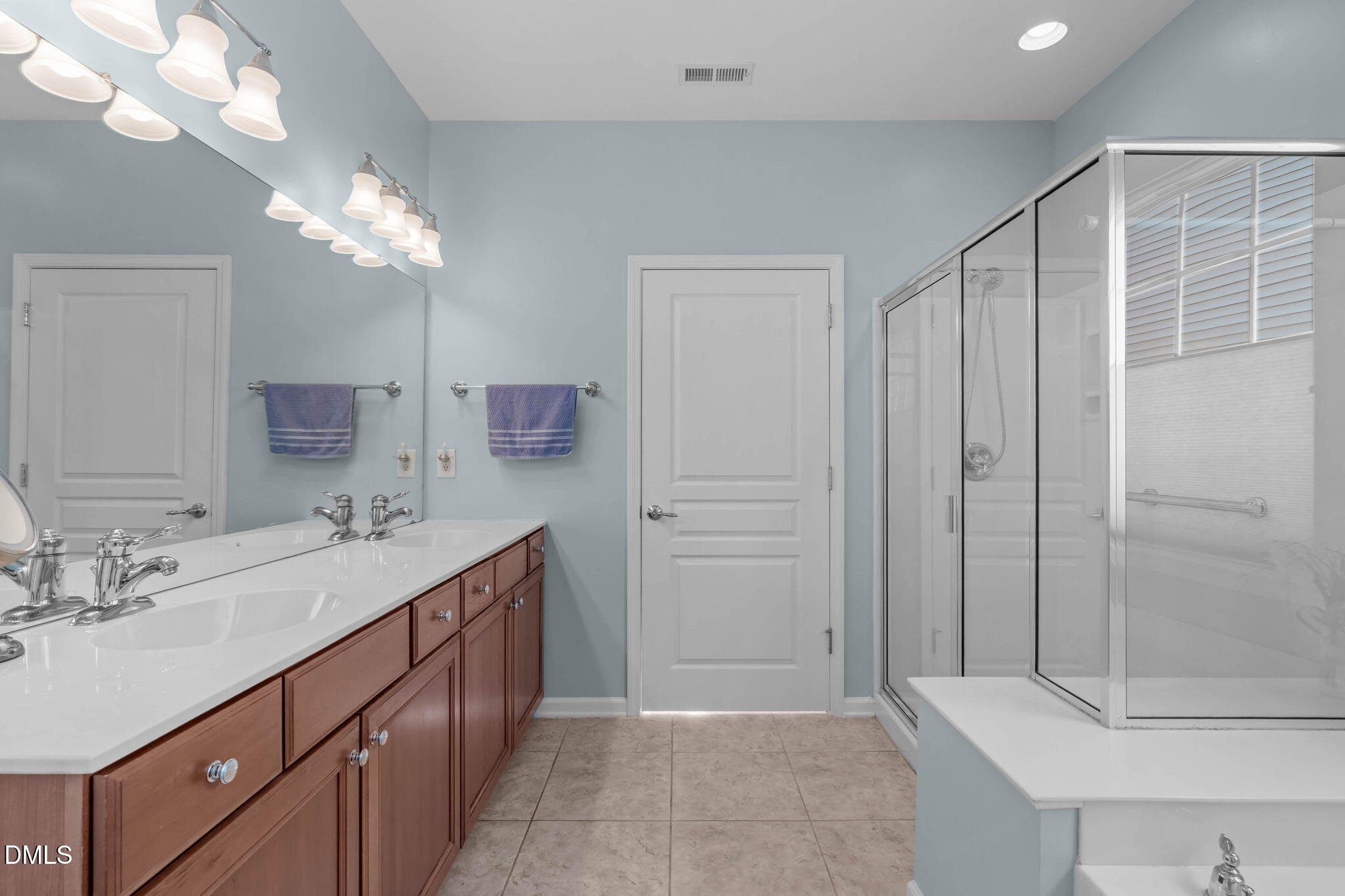 505 Garendon Drive Property Photo 23