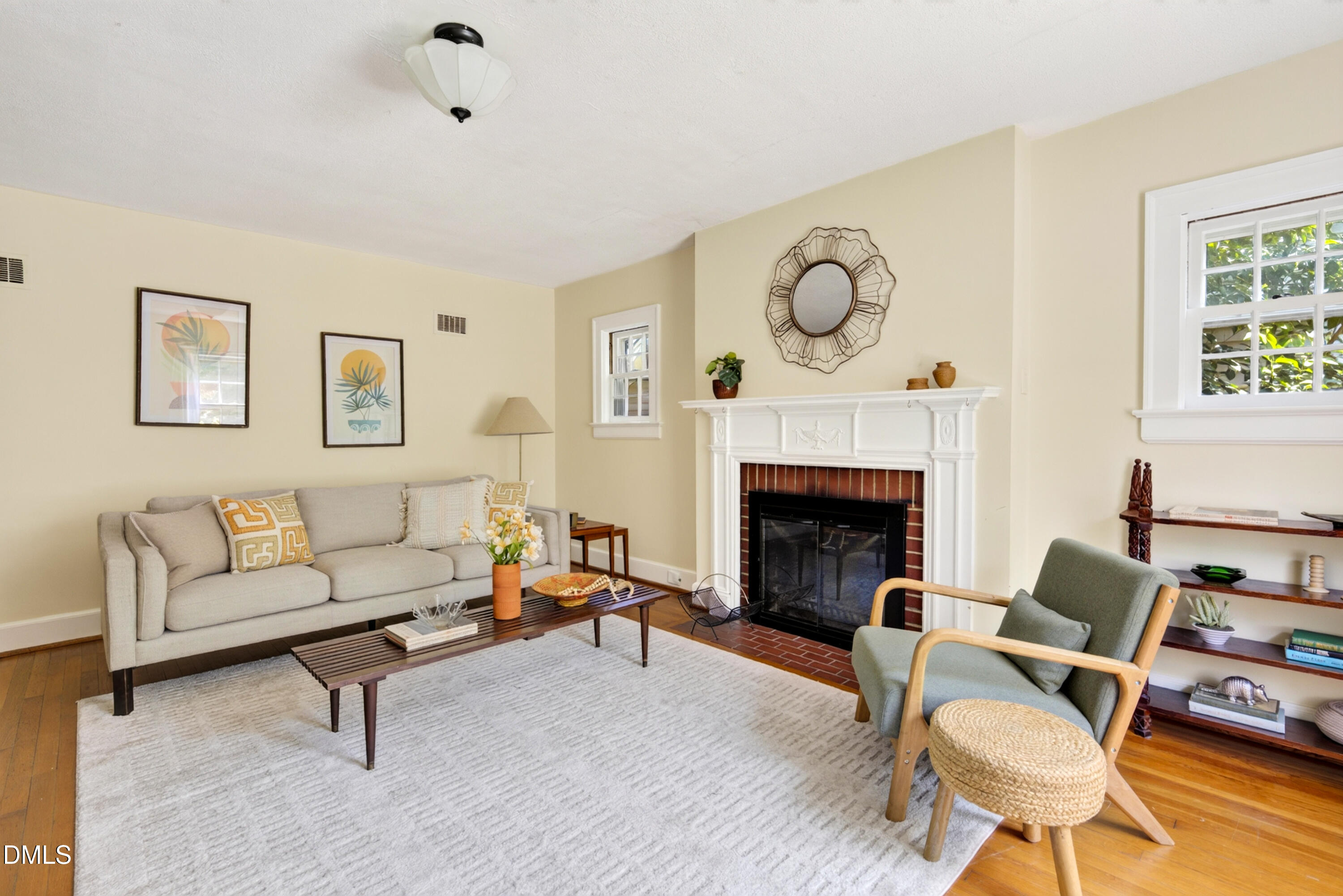 2320 Englewood Avenue Property Photo 4