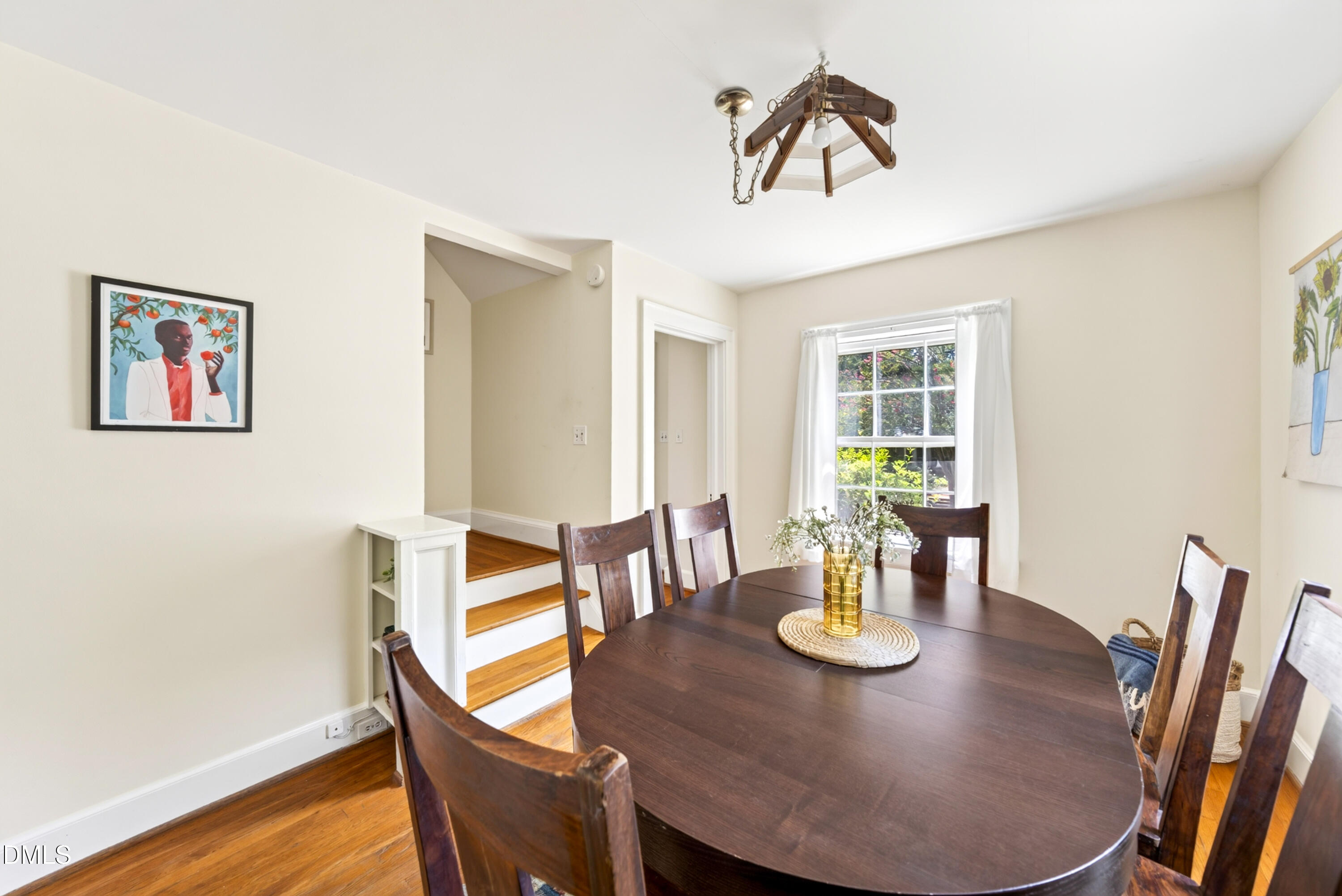 2320 Englewood Avenue Property Photo 20