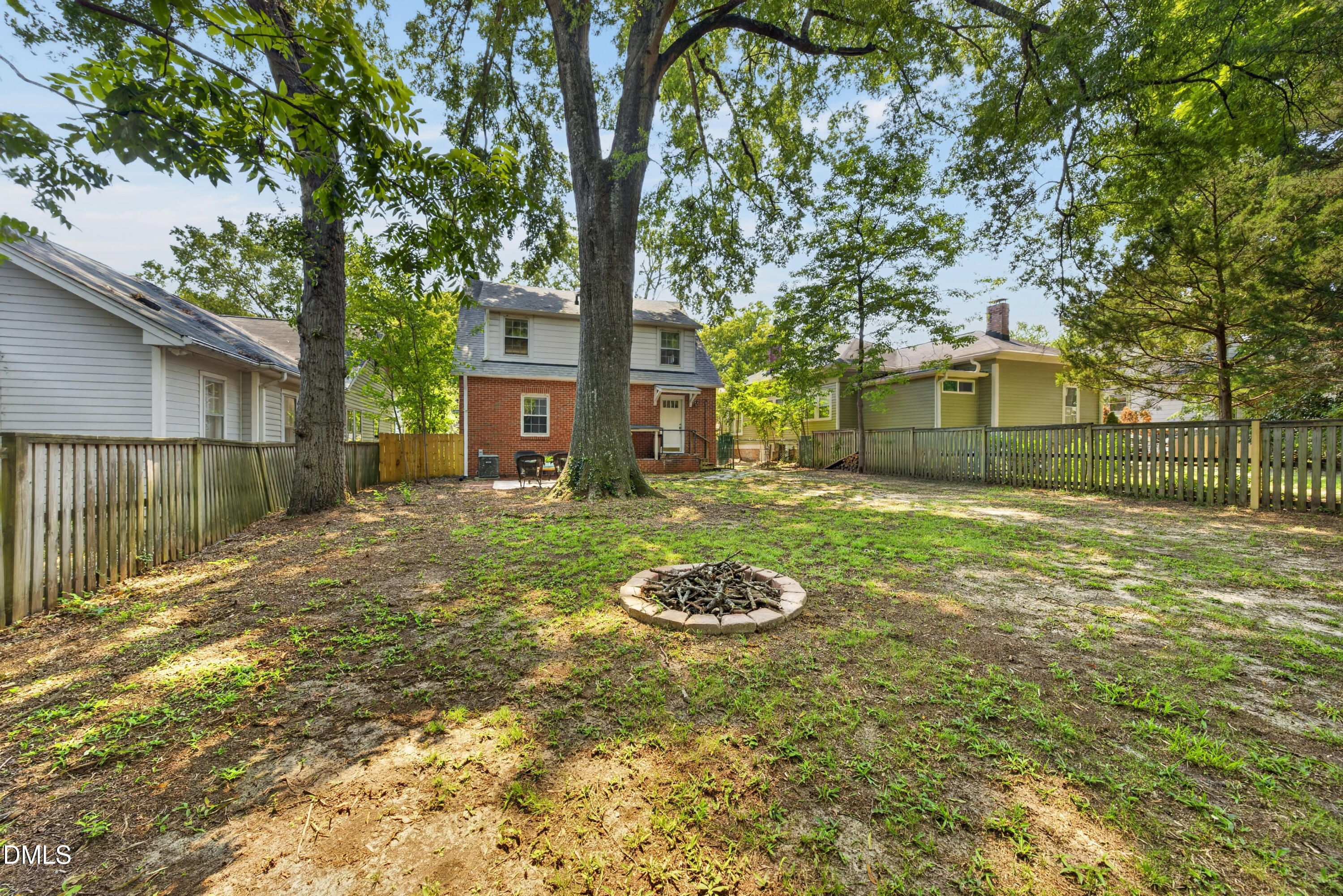 2320 Englewood Avenue Property Photo 32