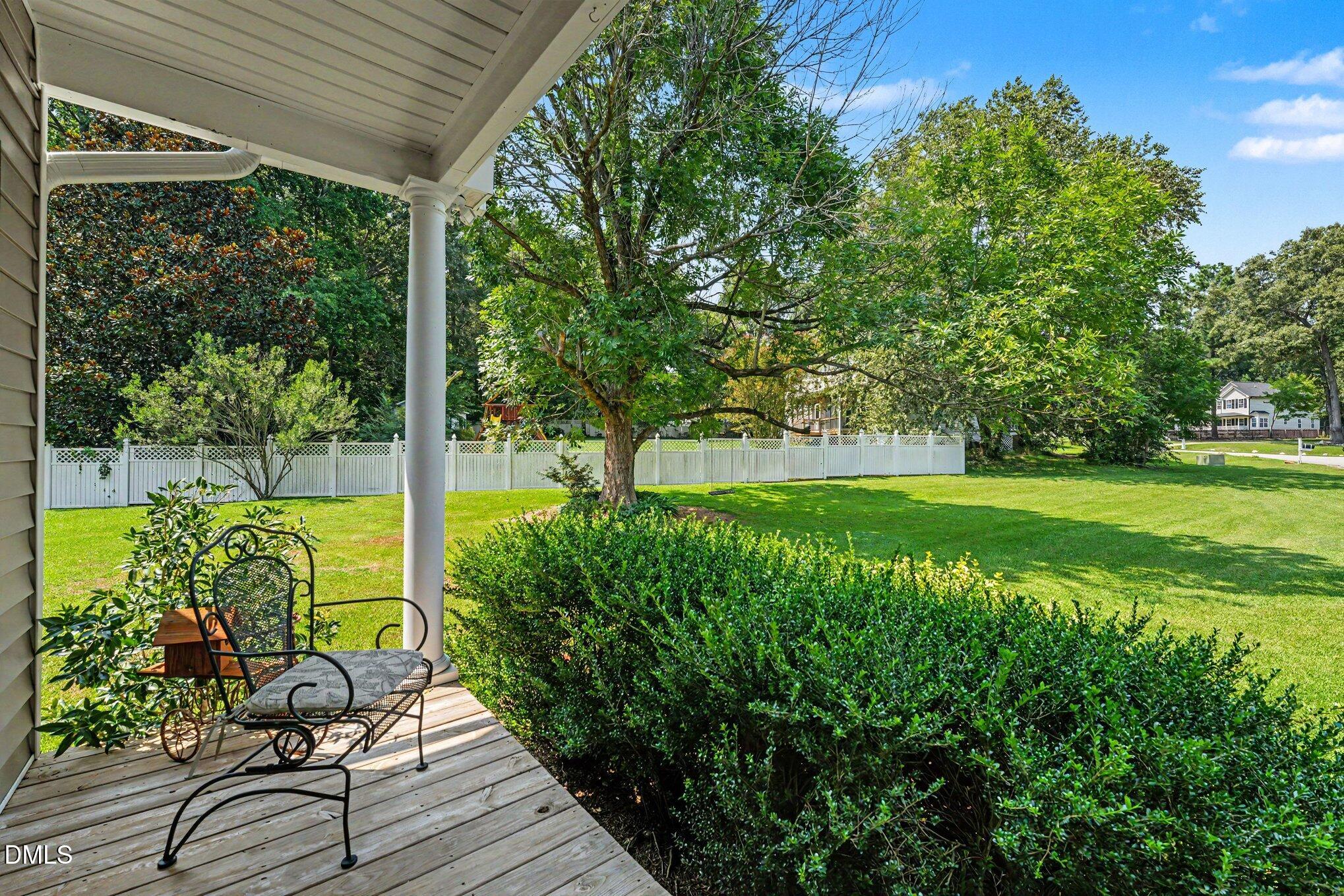 492 Tomahawk Drive Property Photo 4