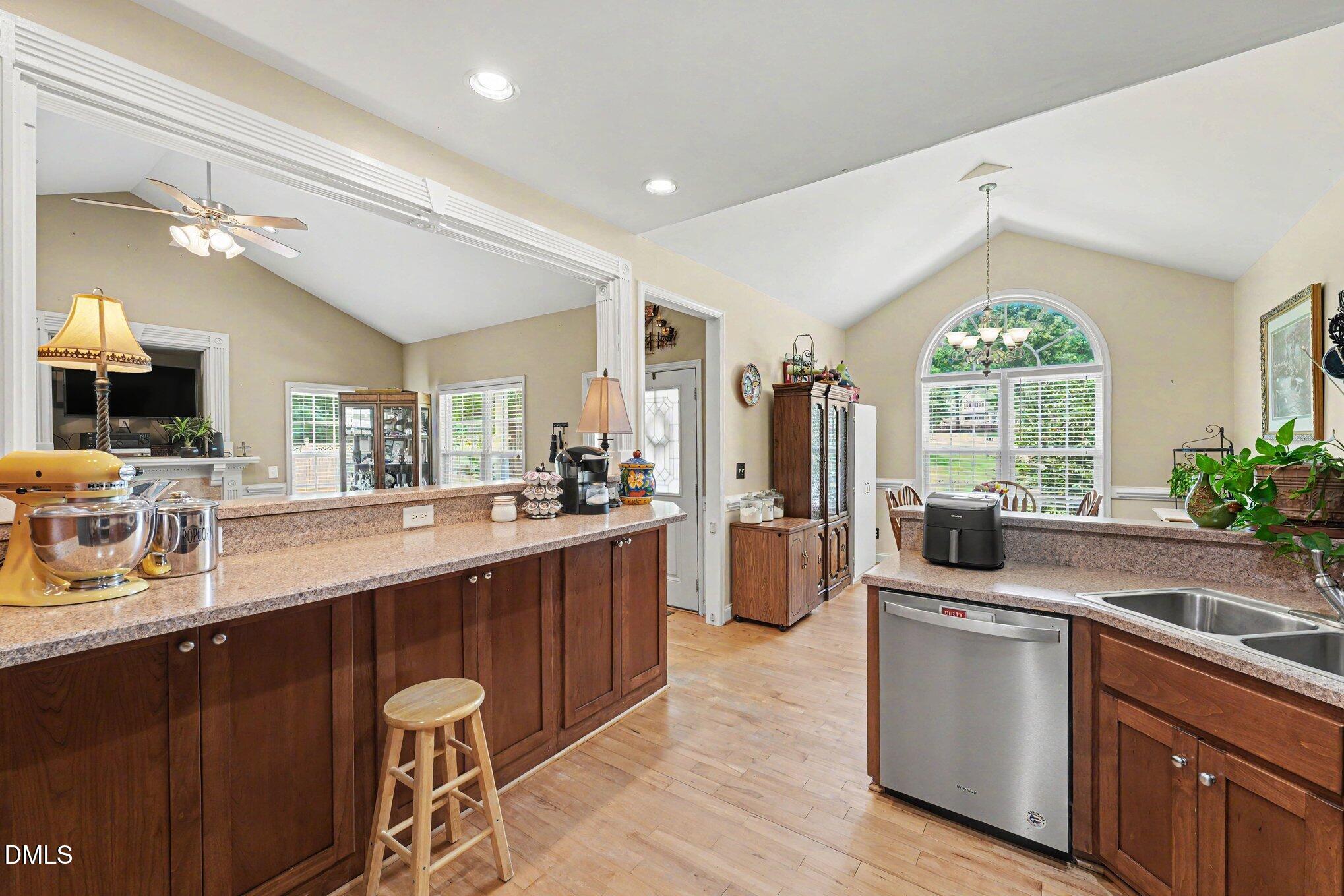 492 Tomahawk Drive Property Photo 16