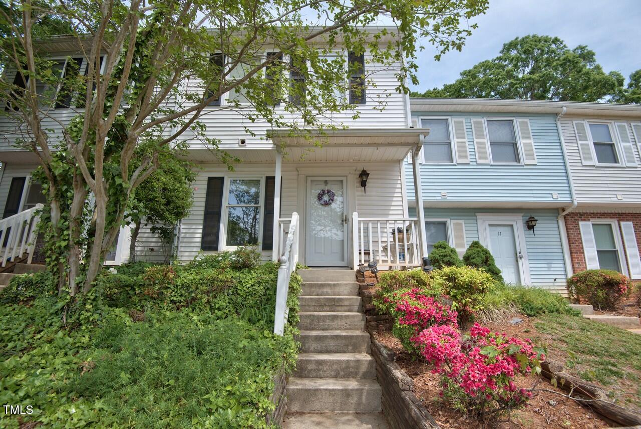 10 Grove Park Road Property Photo 2