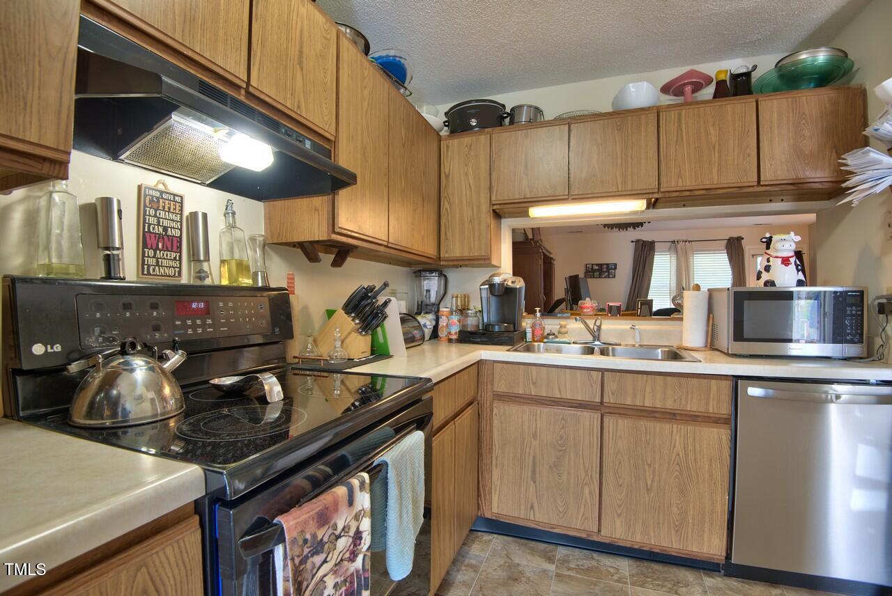 10 Grove Park Road Property Photo 5