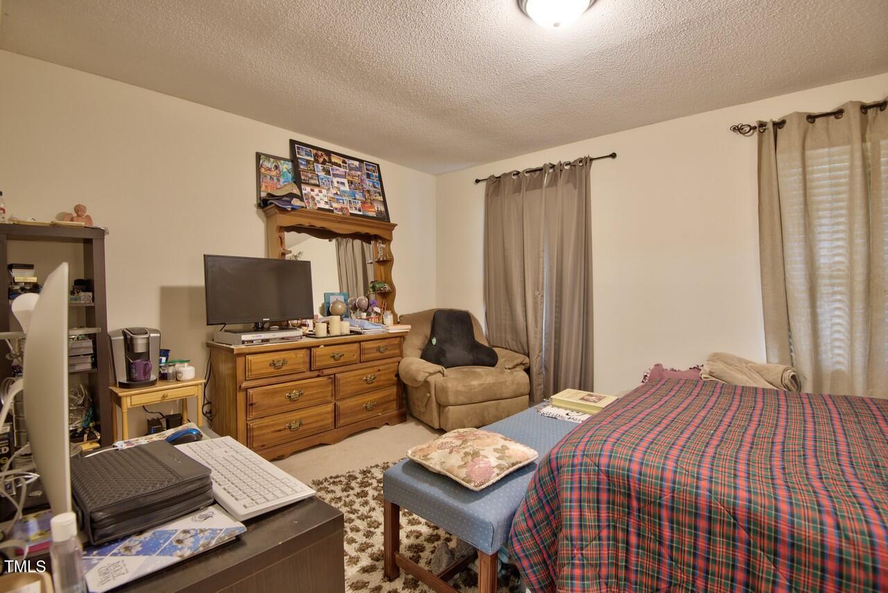10 Grove Park Road Property Photo 17
