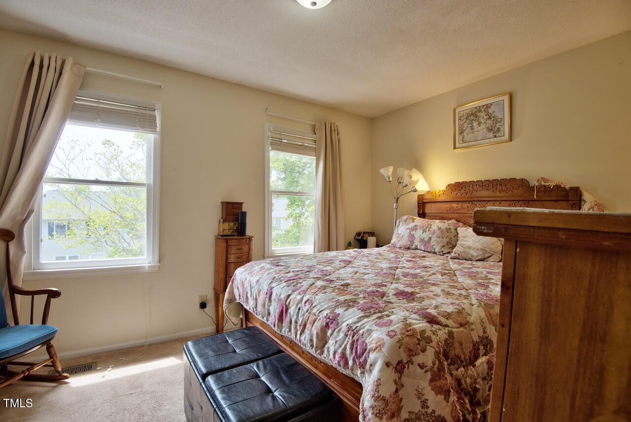 10 Grove Park Road Property Photo 18