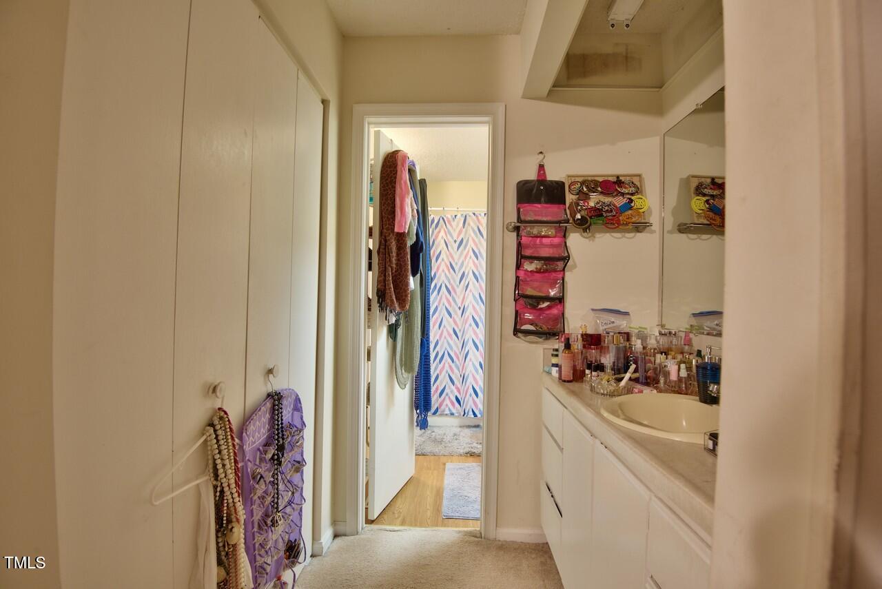 10 Grove Park Road Property Photo 21