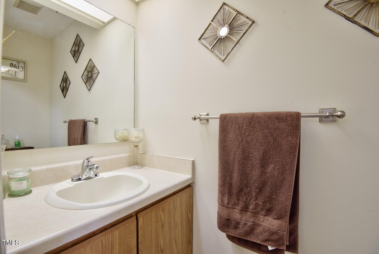 10 Grove Park Road Property Photo 22