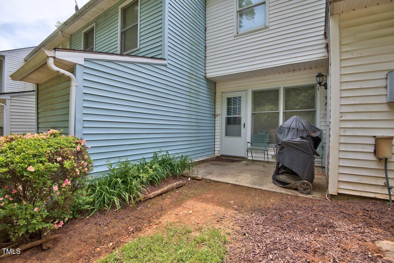 10 Grove Park Road Property Photo 24