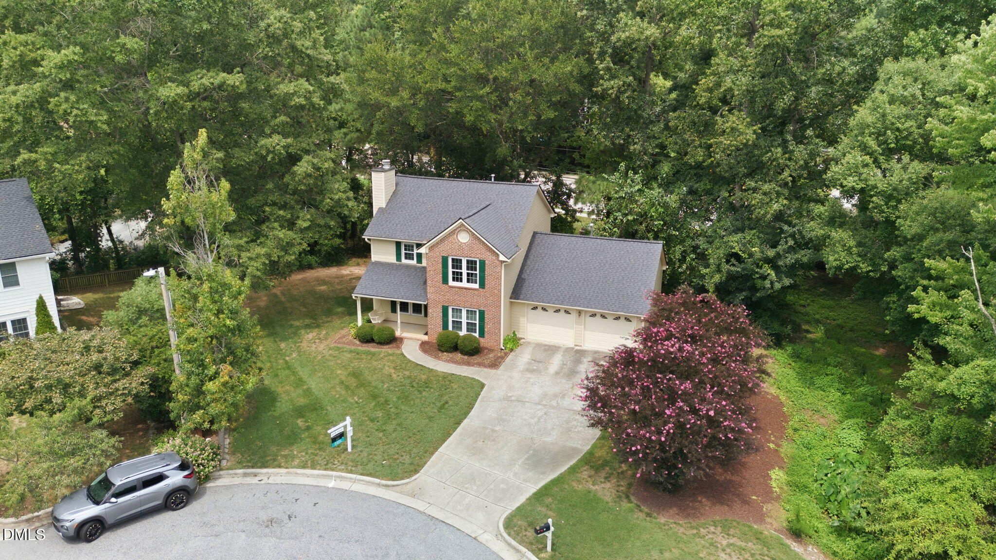 1008 Beringer Place Property Photo 2