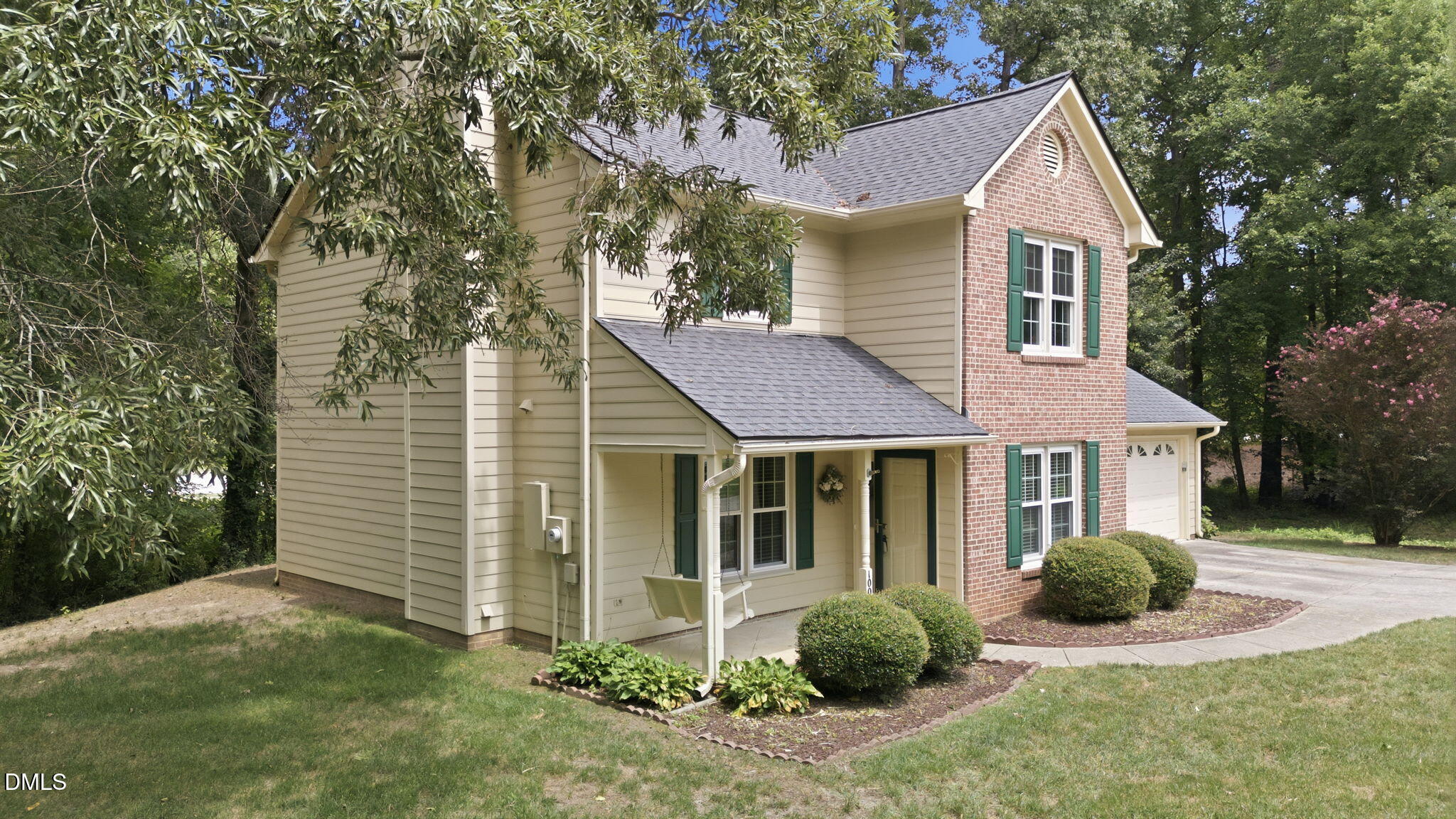 1008 Beringer Place Property Photo 5