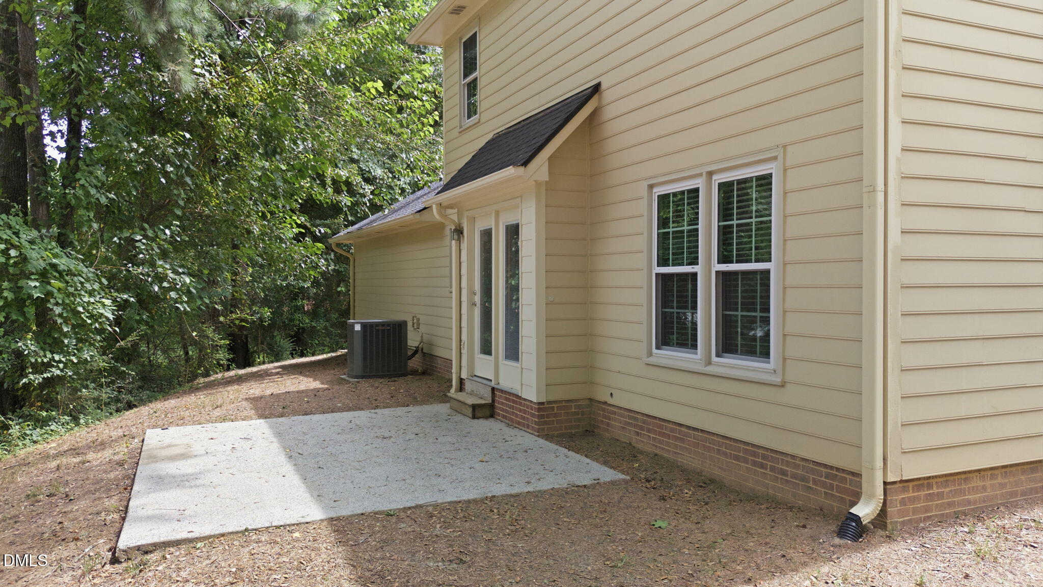 1008 Beringer Place Property Photo 7