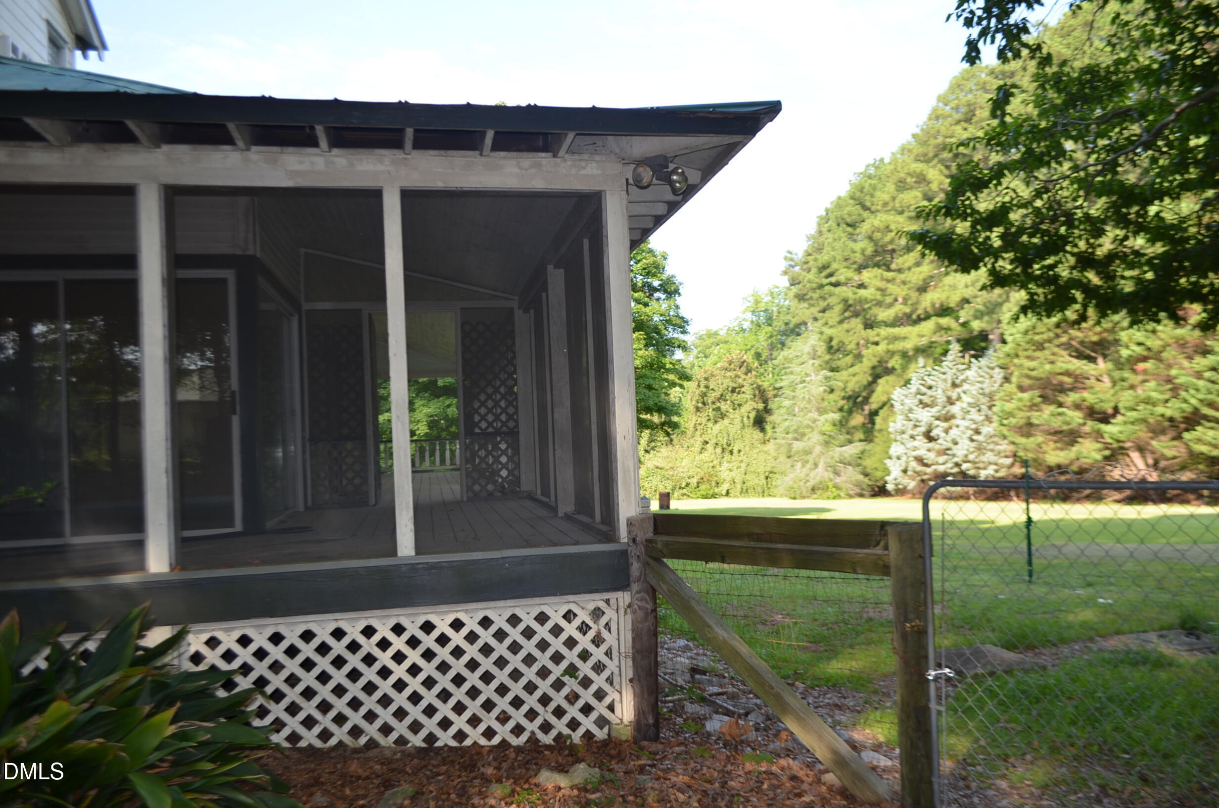 1212 Happy Hunting Hills Drive Property Photo 6