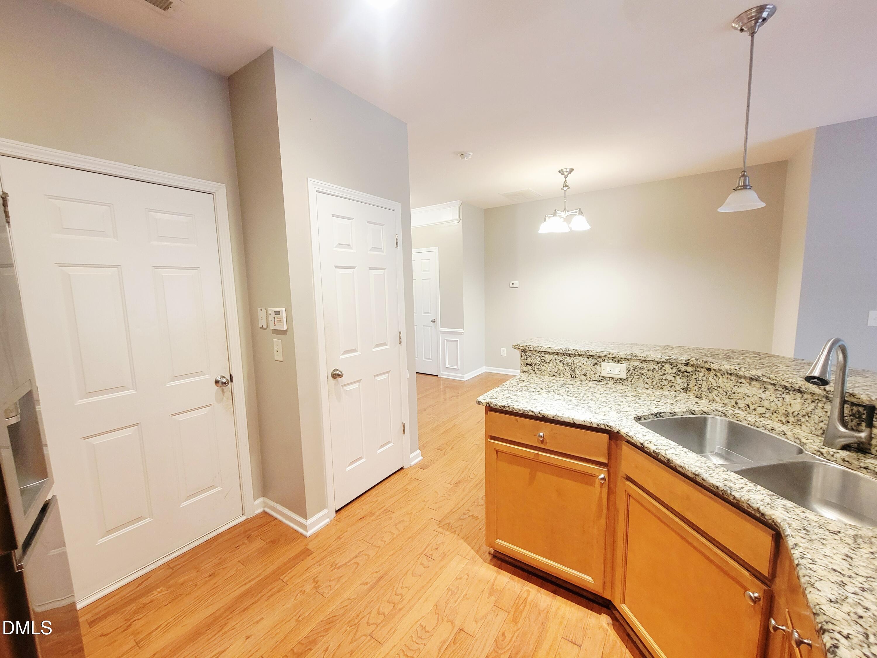7248 Racine Way Property Photo 9