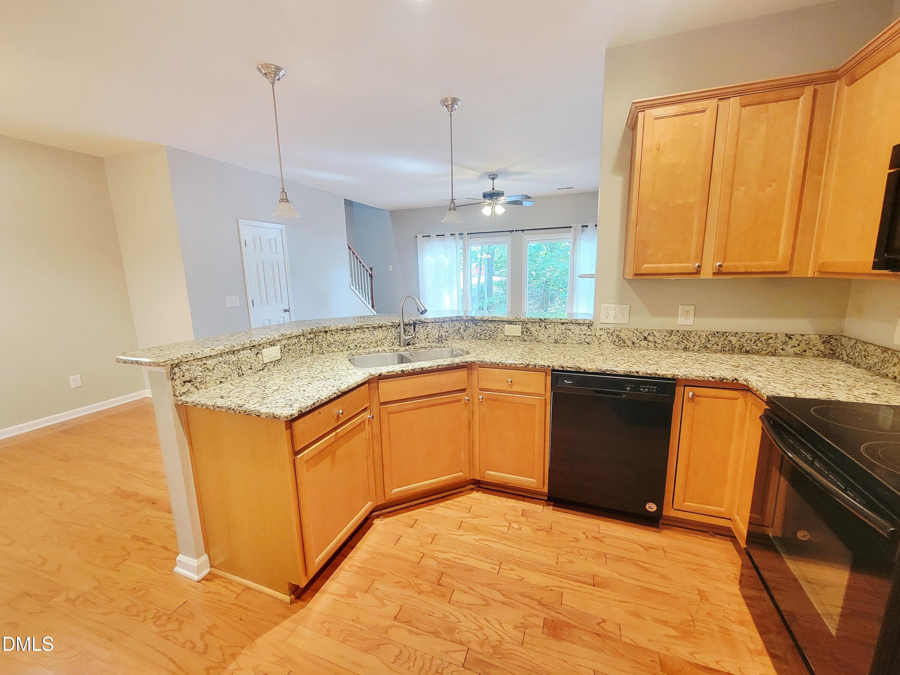 7248 Racine Way Property Photo 10