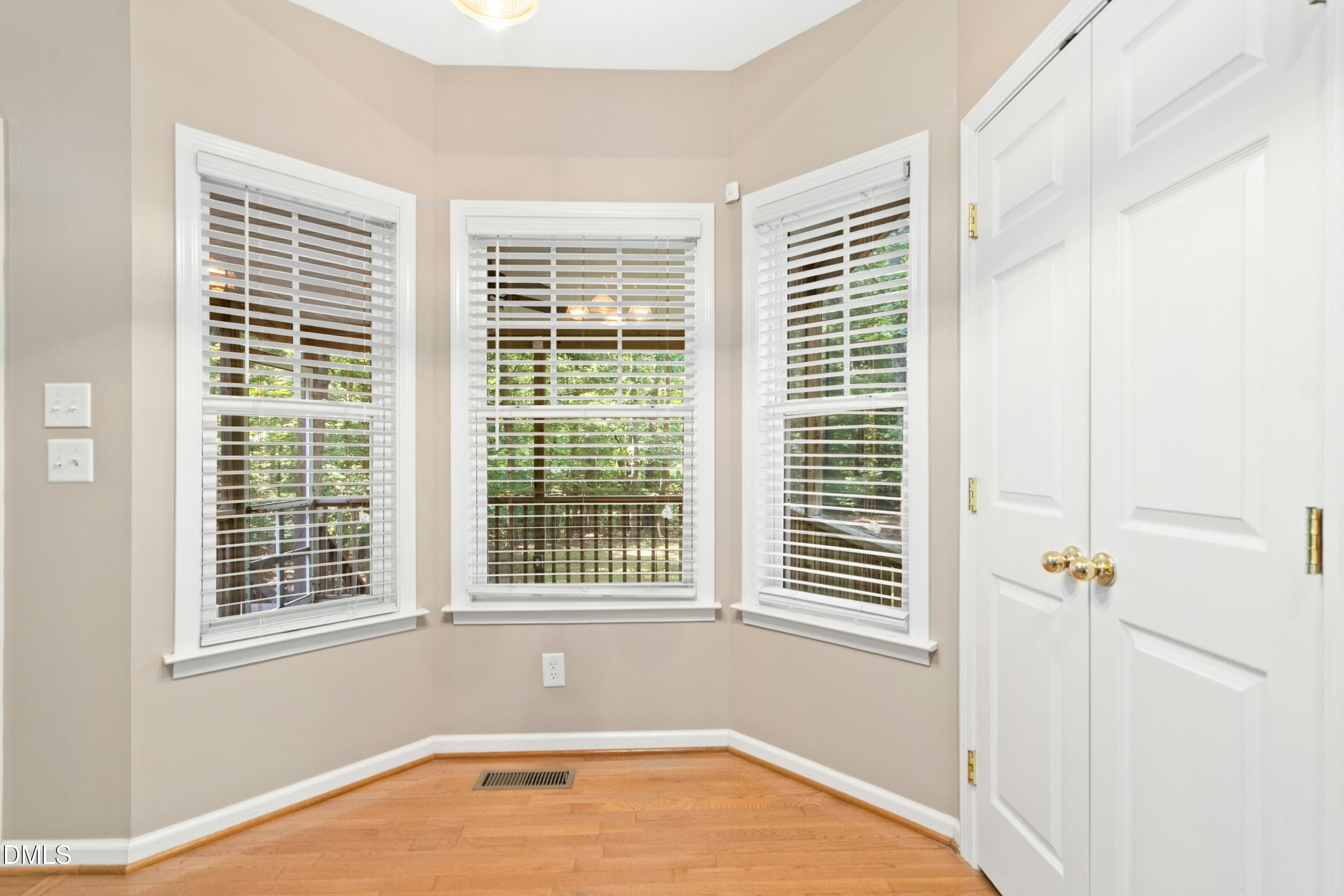 4913 Rhythm Drive Property Photo 19