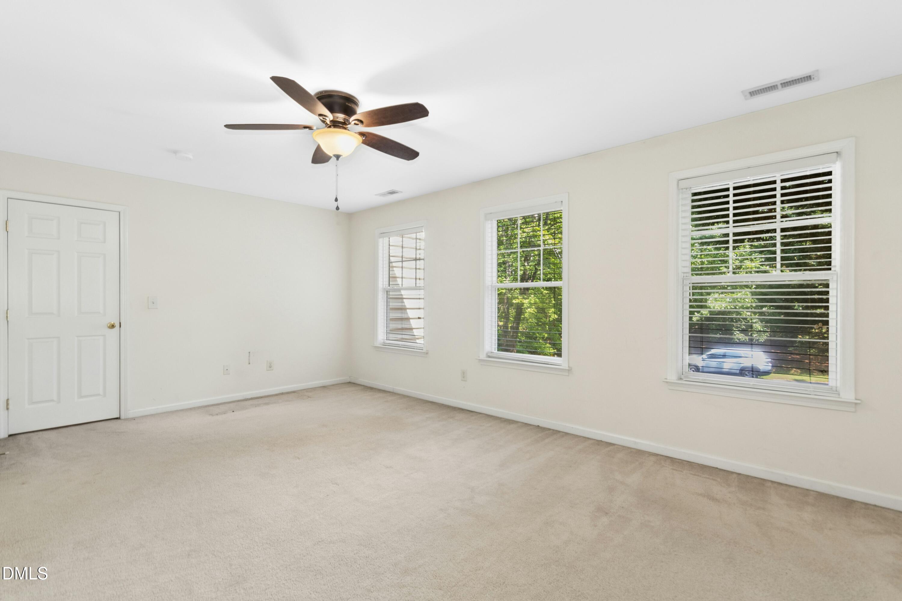 4913 Rhythm Drive Property Photo 27