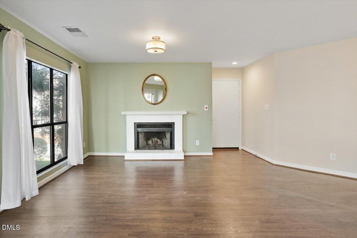 924 New Kent Place Property Photo 10