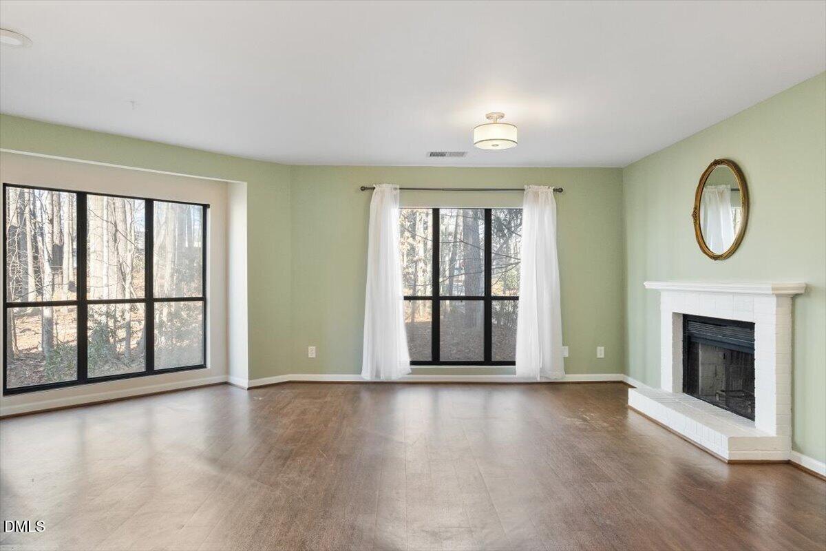 924 New Kent Place Property Photo 11