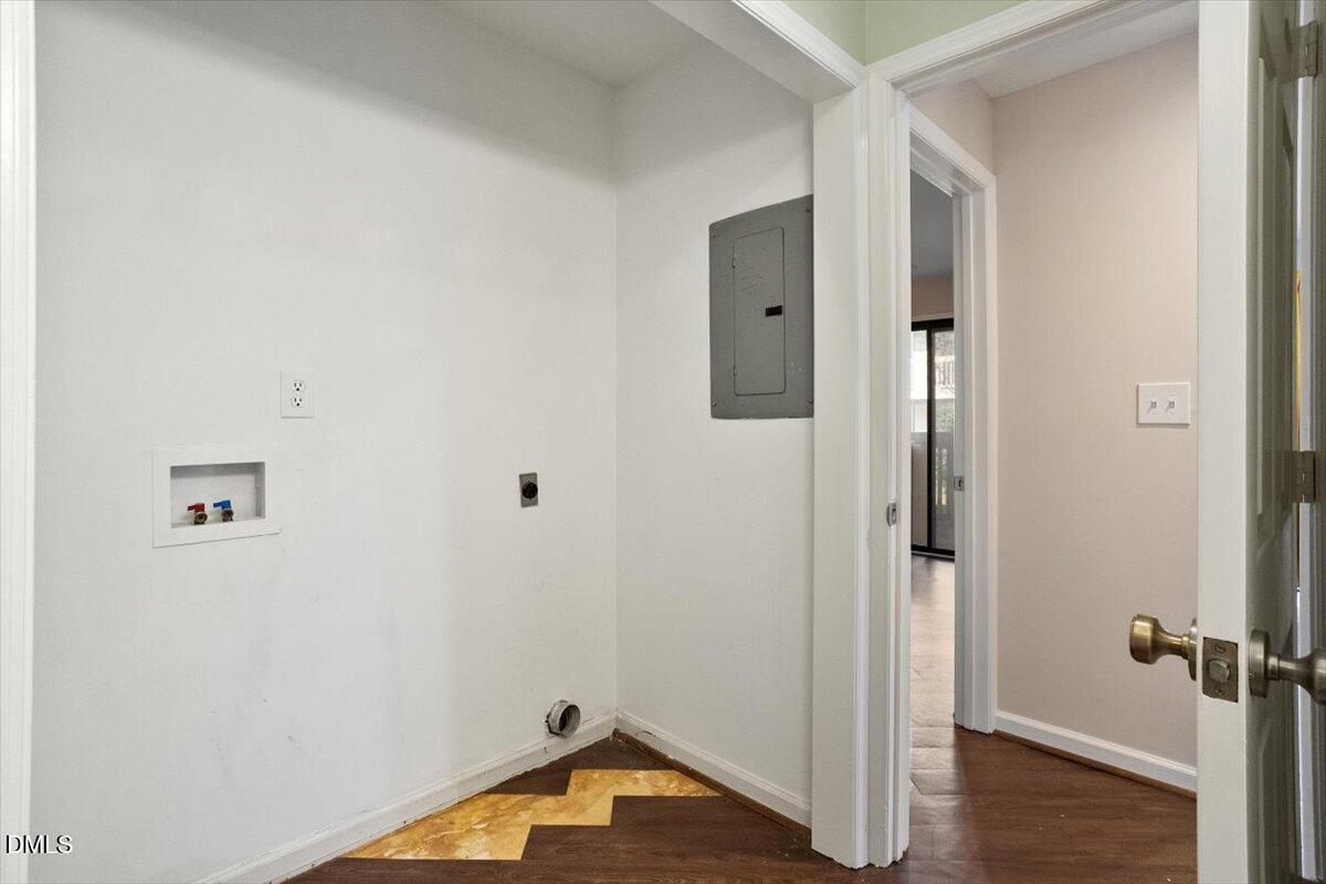 924 New Kent Place Property Photo 19