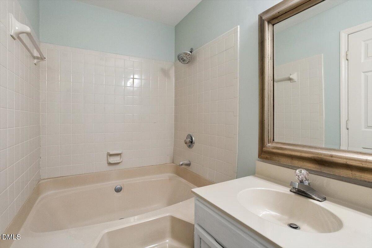 924 New Kent Place Property Photo 24