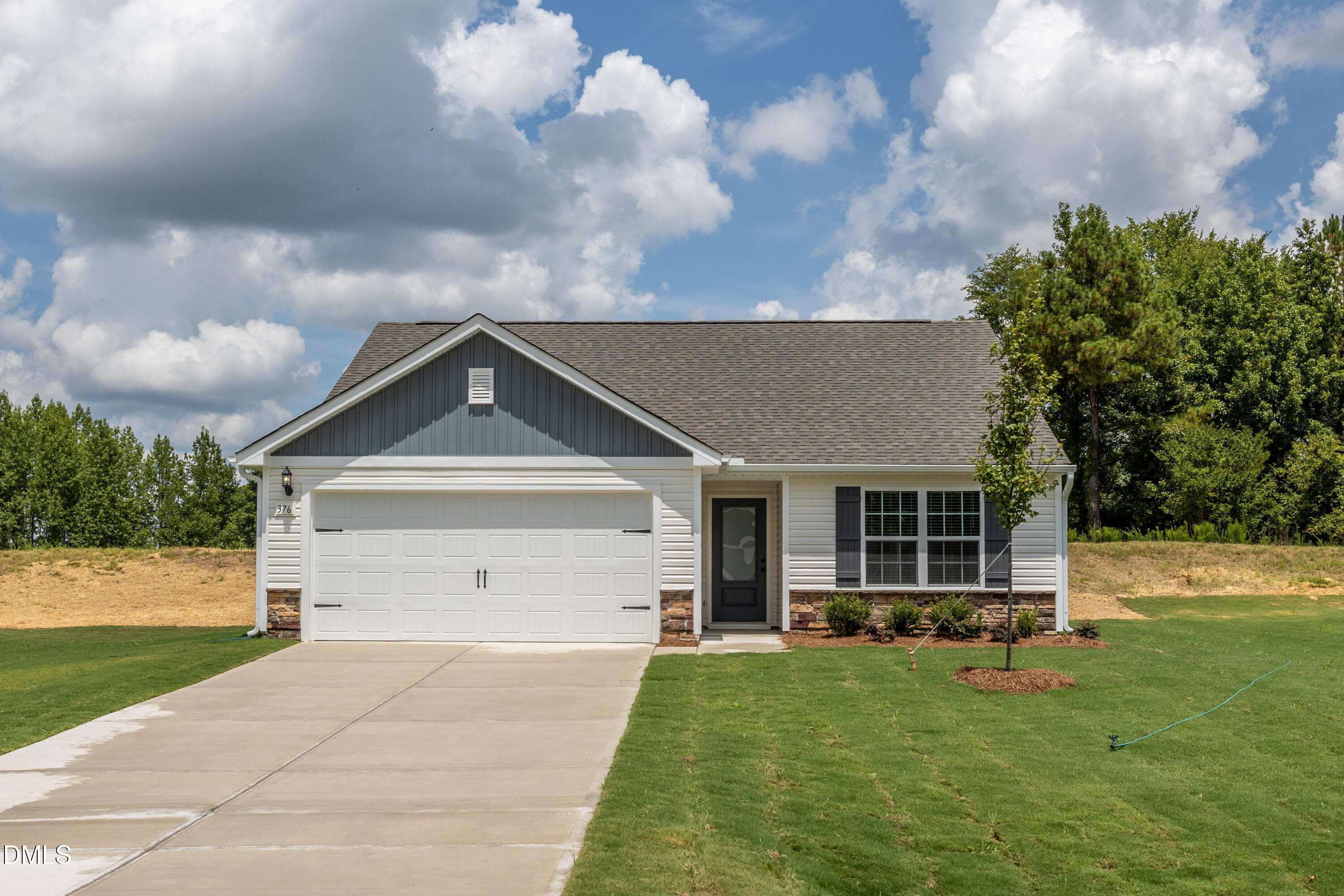 639 Chedworth Drive Property Photo 1