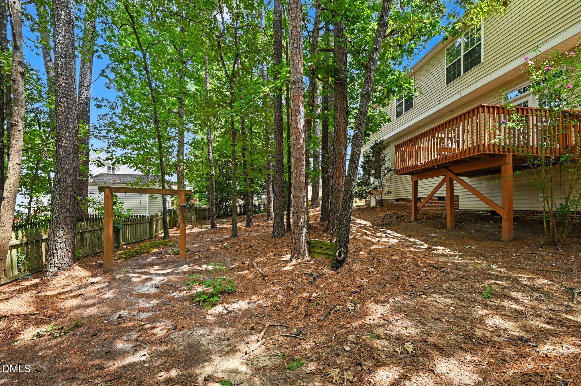 1203 Fairfax Woods Drive Property Photo 26