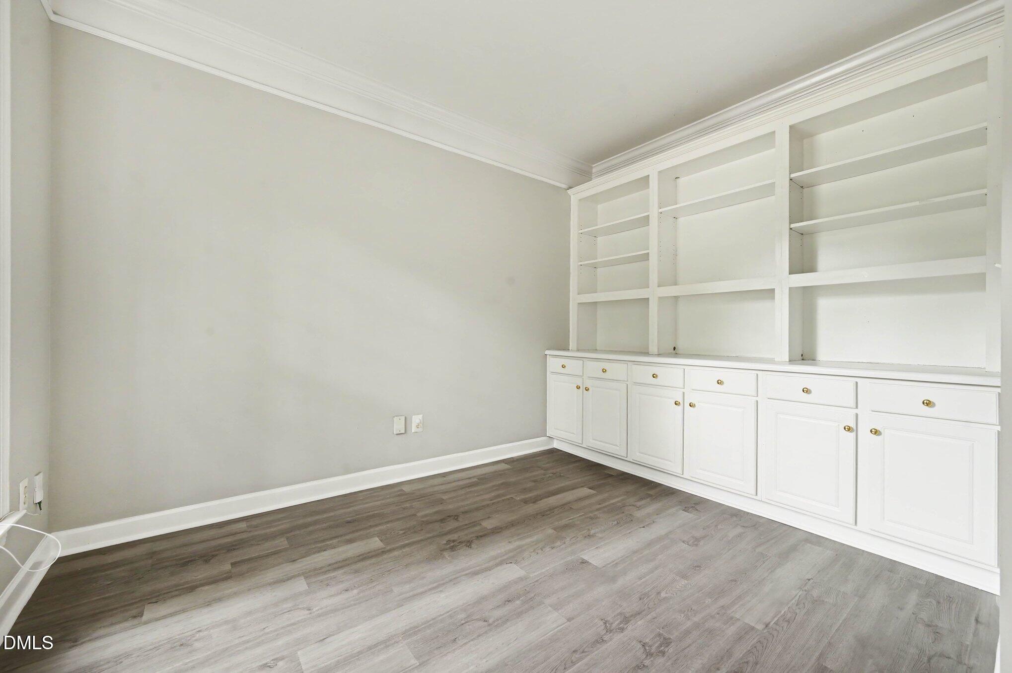 1203 Fairfax Woods Drive Property Photo 33