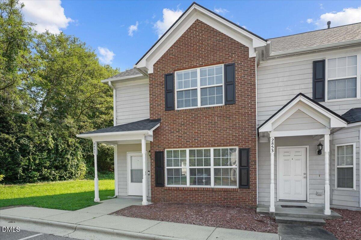 2857 Bennington Drive Property Photo 4