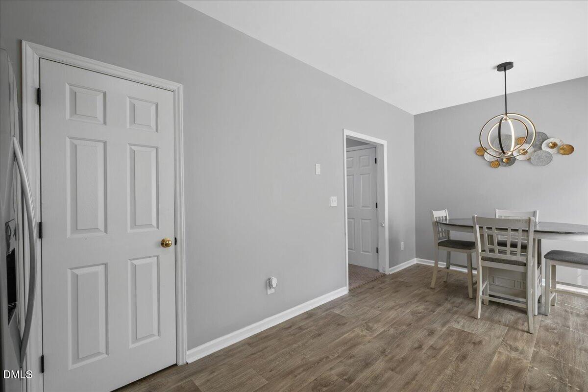 2857 Bennington Drive Property Photo 18