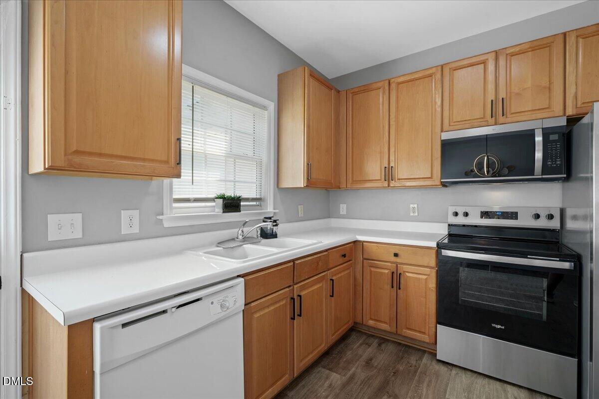2857 Bennington Drive Property Photo 20