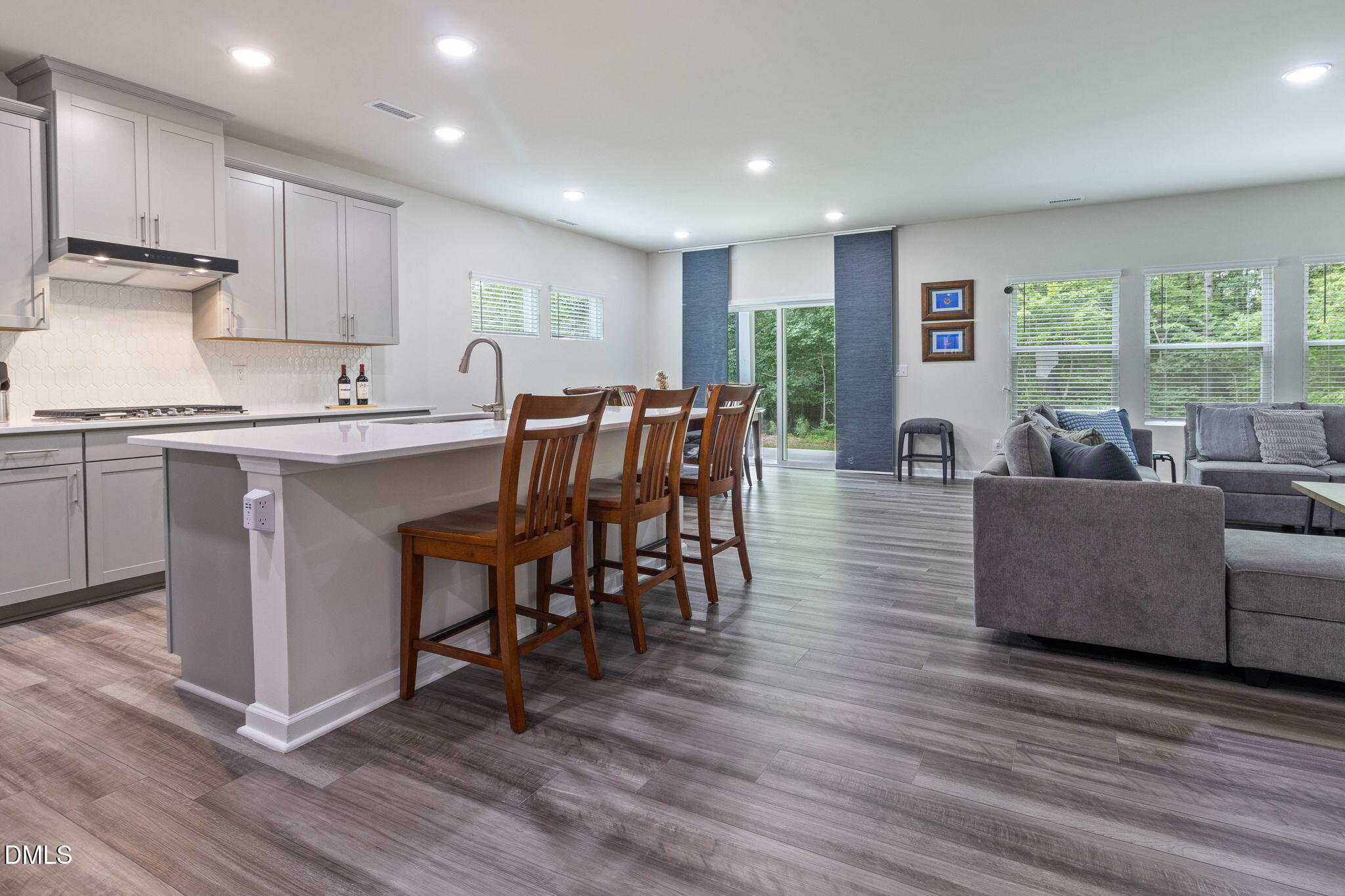 2105 Eden Shire Way Property Photo 10