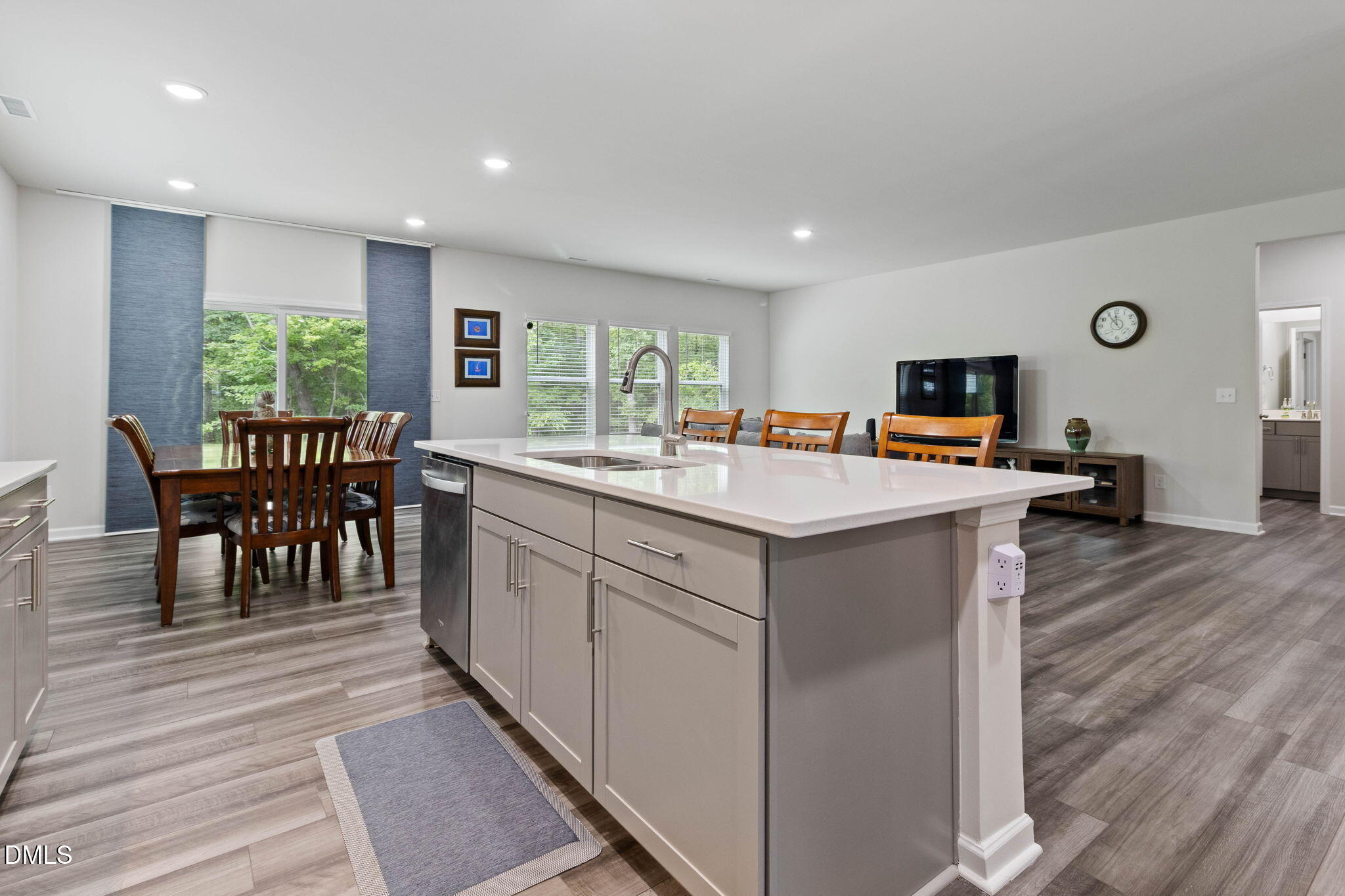 2105 Eden Shire Way Property Photo 22