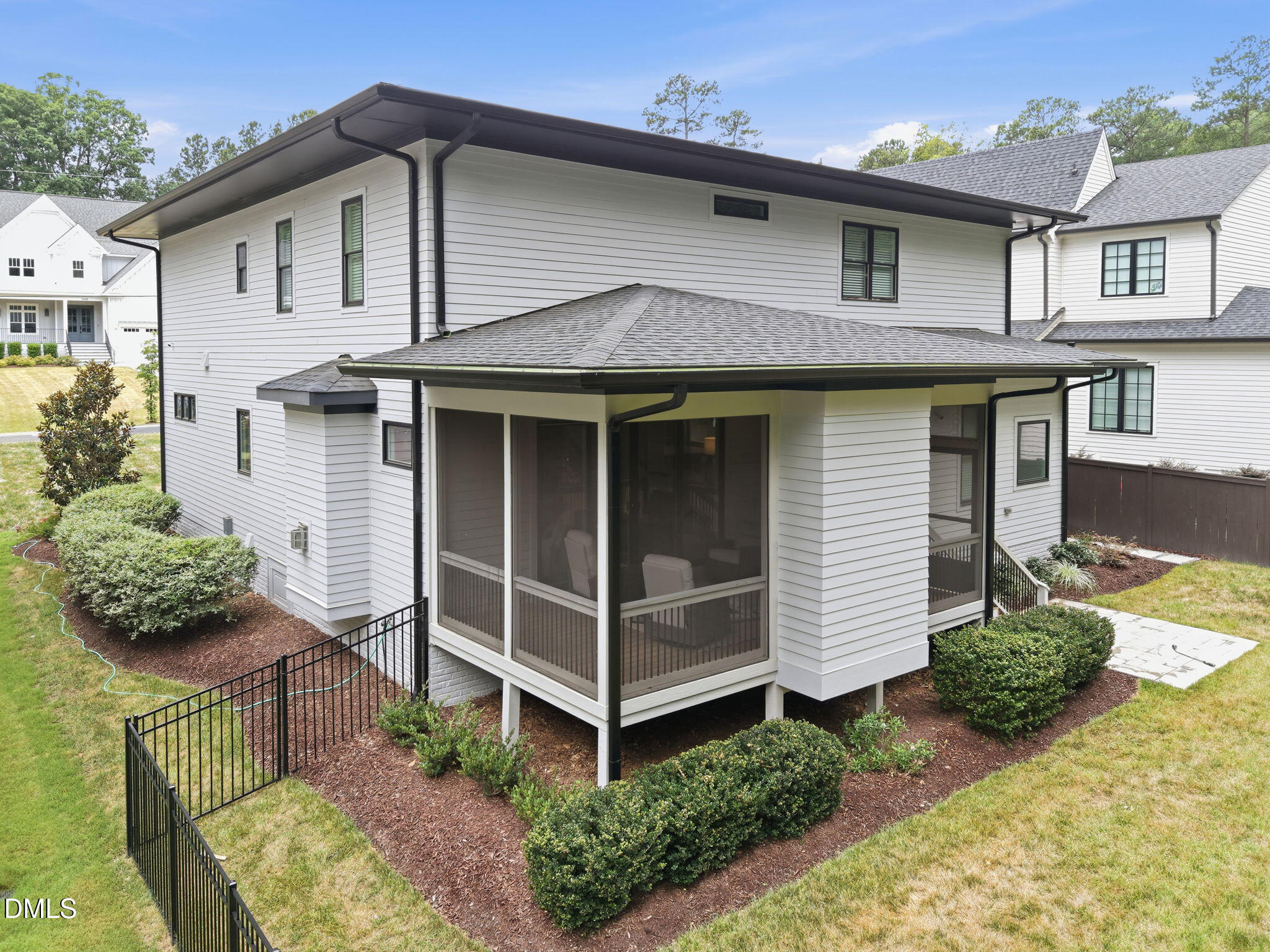 3418 Edgemont Drive Property Photo 19