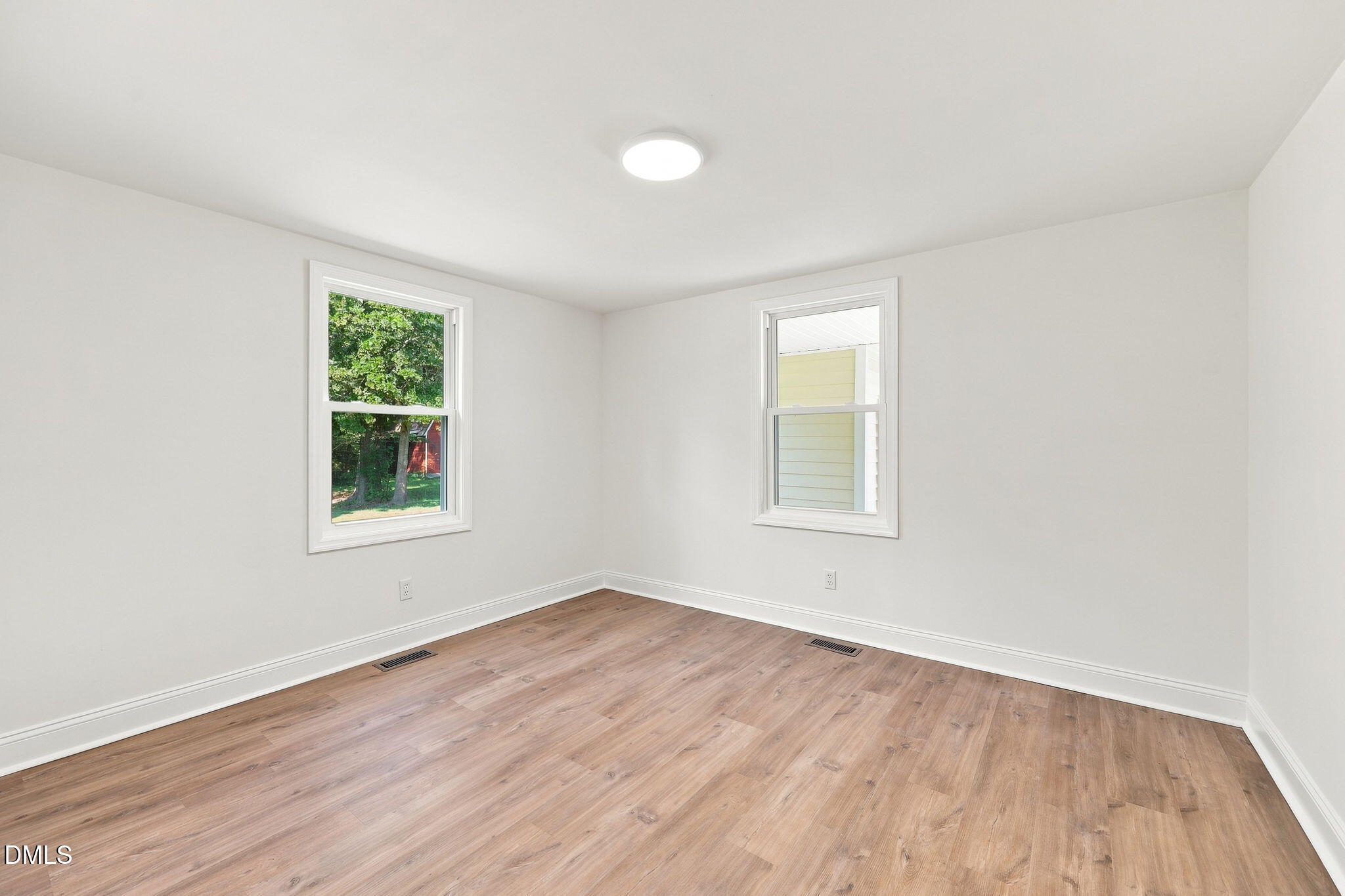 1409 Tulip Street Property Photo 17