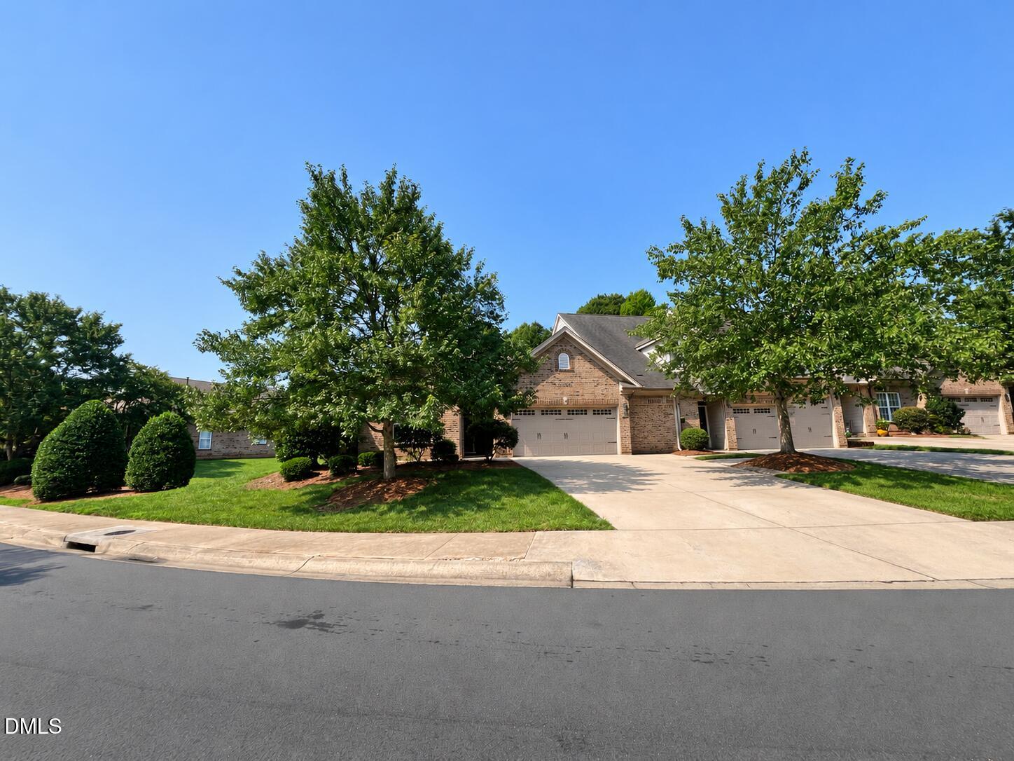 2613 Saintsbury Drive Property Photo 1