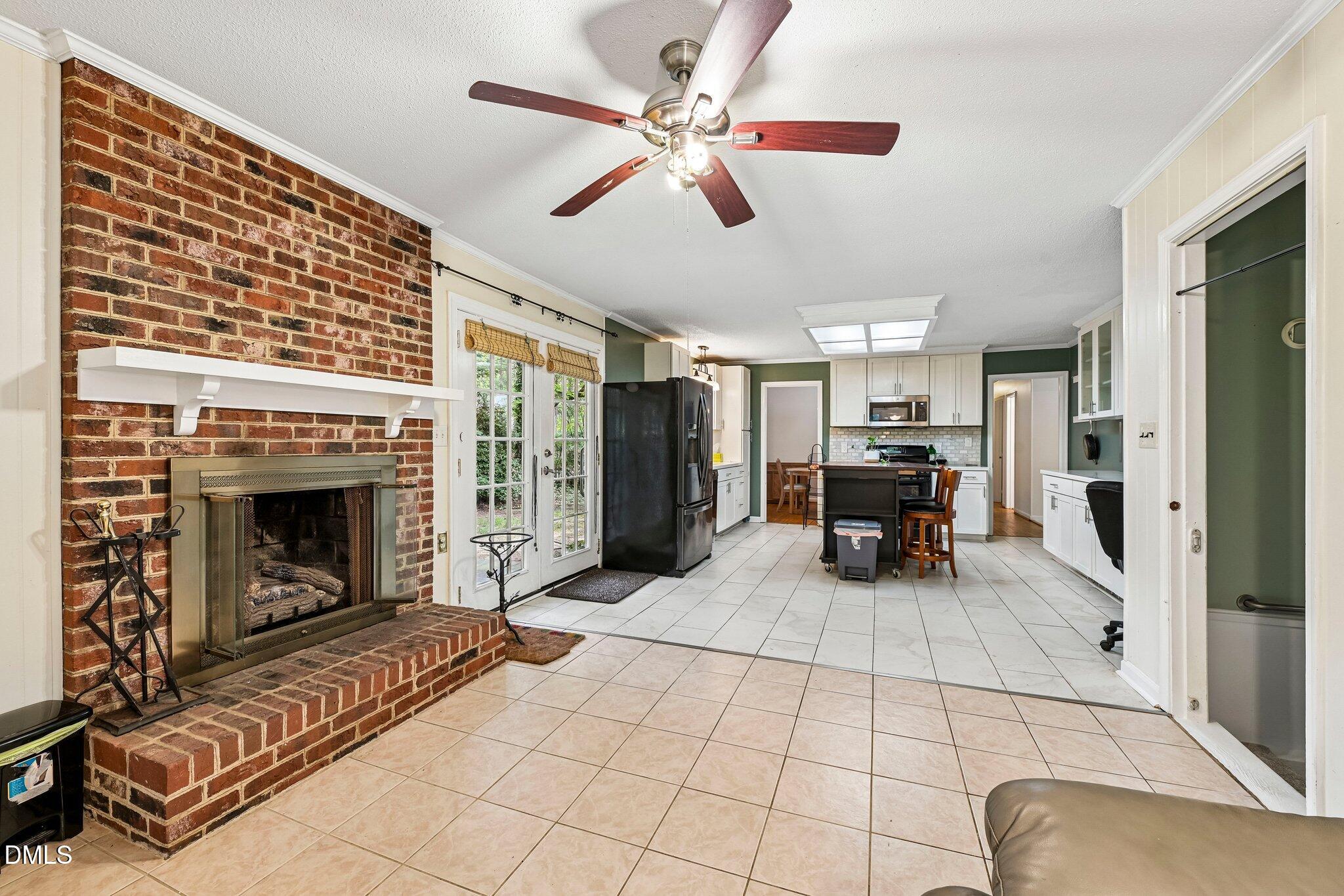 1421 Elberon Place Property Photo 4