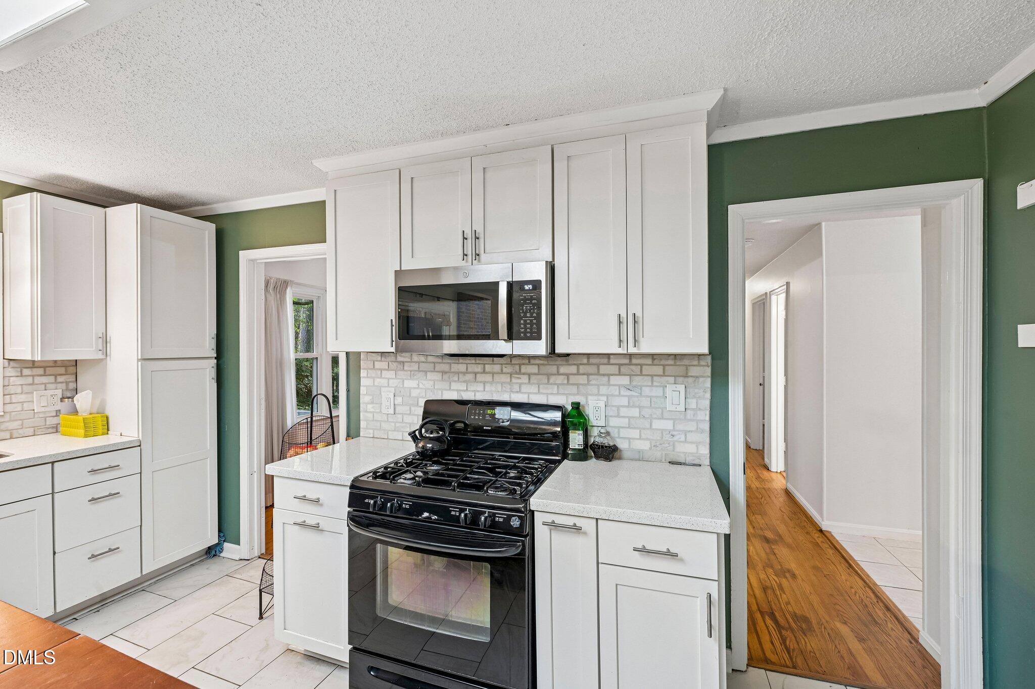 1421 Elberon Place Property Photo 8